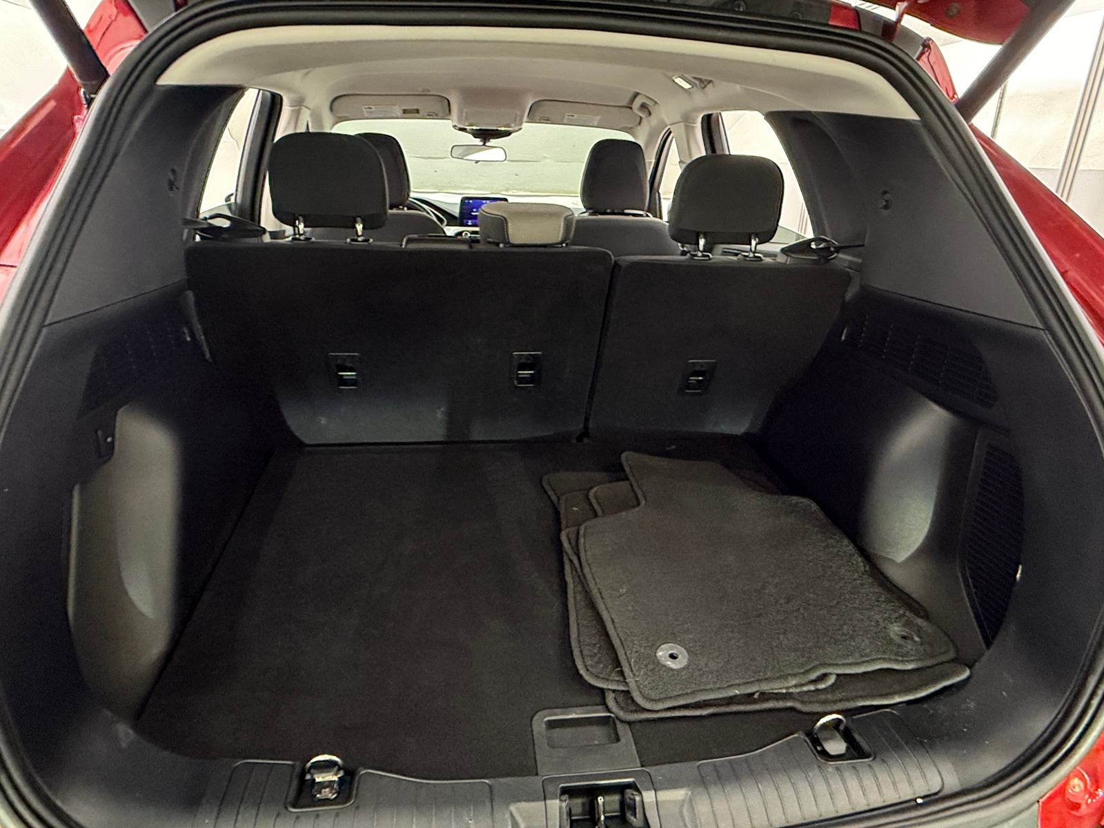 Thumbnail: 2022 Ford Escape - 7