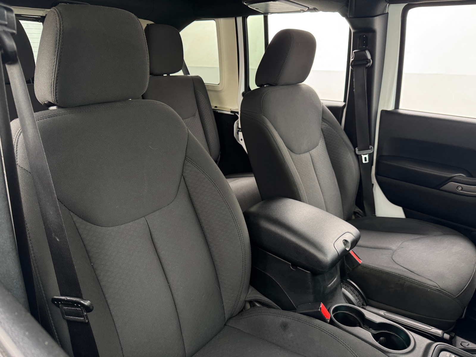 Thumbnail: 2017 Jeep Wrangler - 2