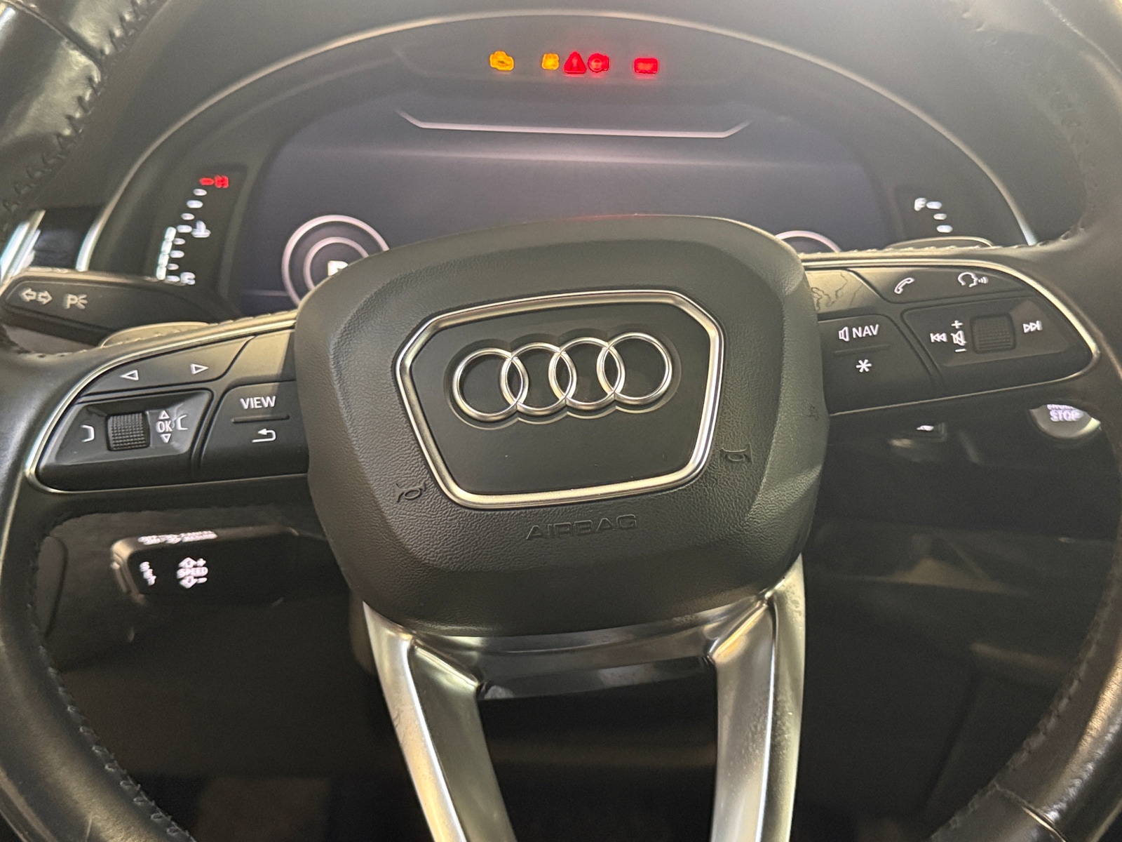 Thumbnail: 2017 Audi Q7 - 4