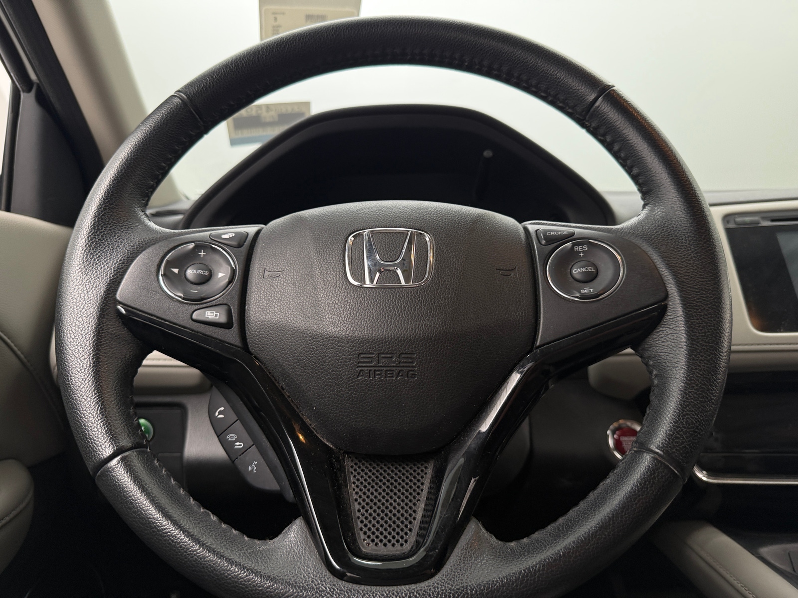 Thumbnail: 2016 Honda HR-V - 4