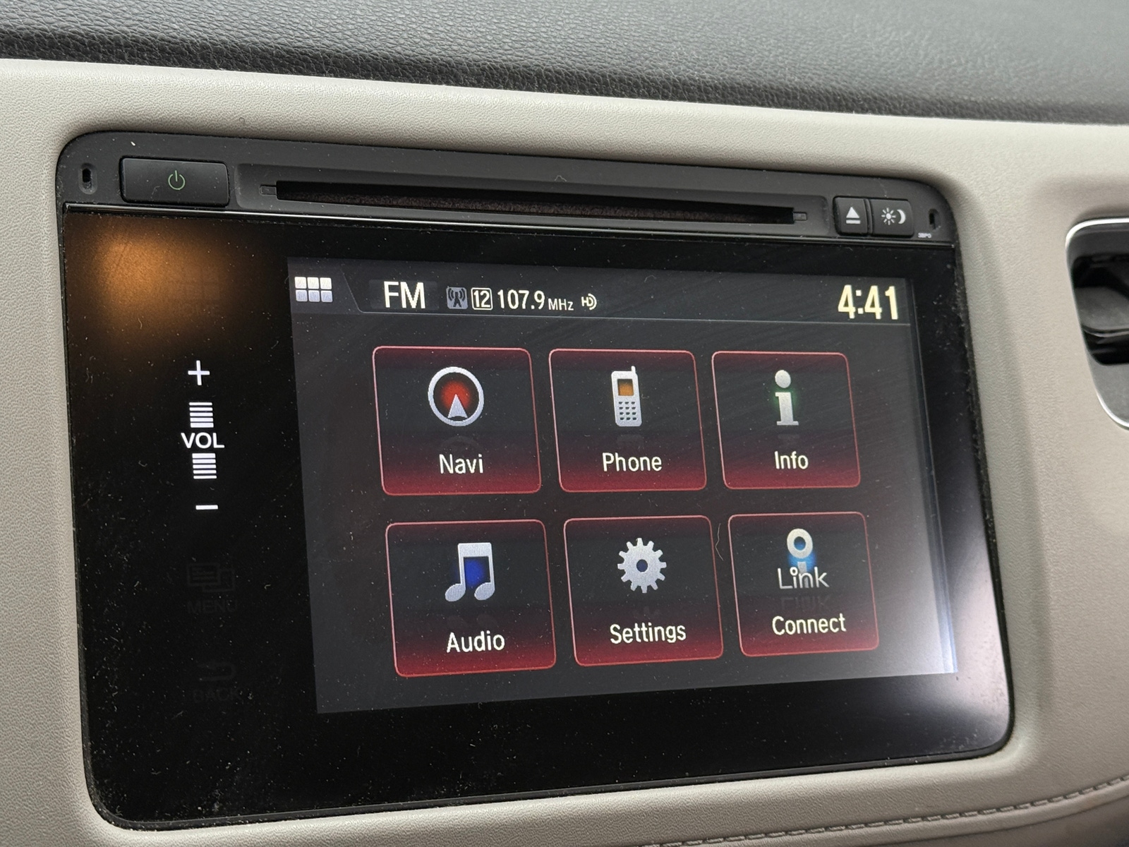 Thumbnail: 2016 Honda HR-V - 3