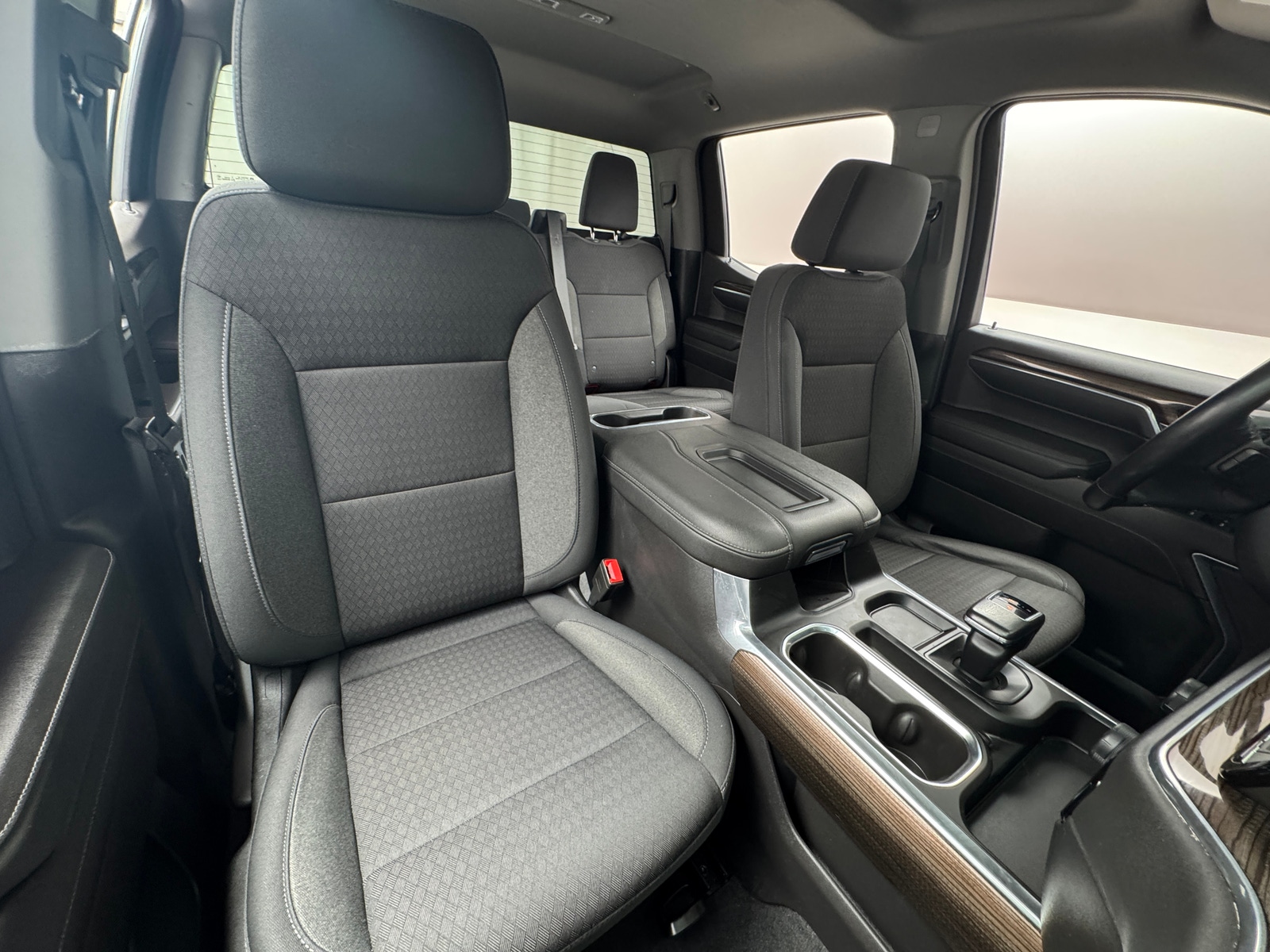 Thumbnail: 2022 Chevrolet Silverado 1500 - 2