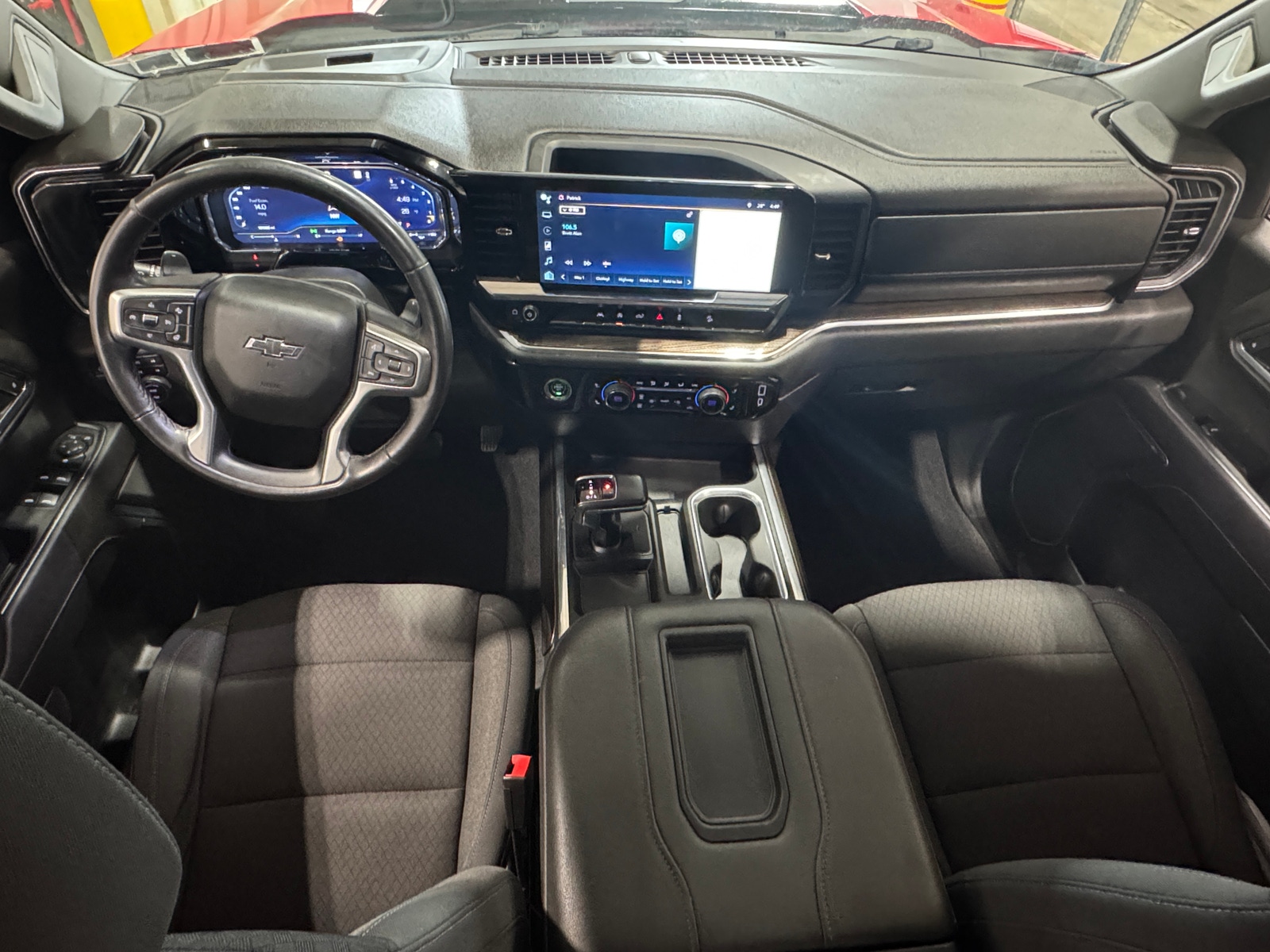 Thumbnail: 2022 Chevrolet Silverado 1500 - 3