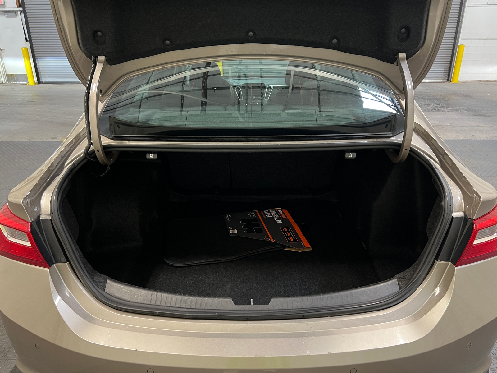 Thumbnail: 2024 Chevrolet Malibu - 7