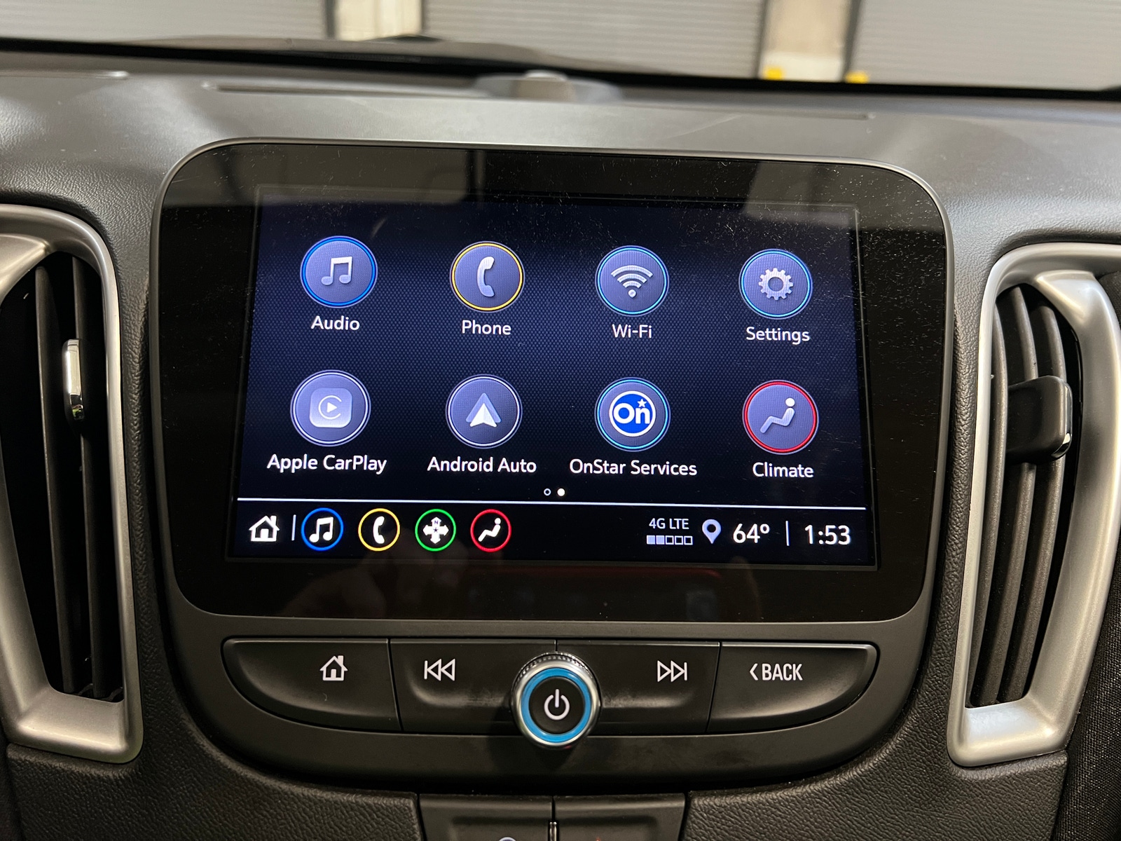 Thumbnail: 2024 Chevrolet Malibu - 4