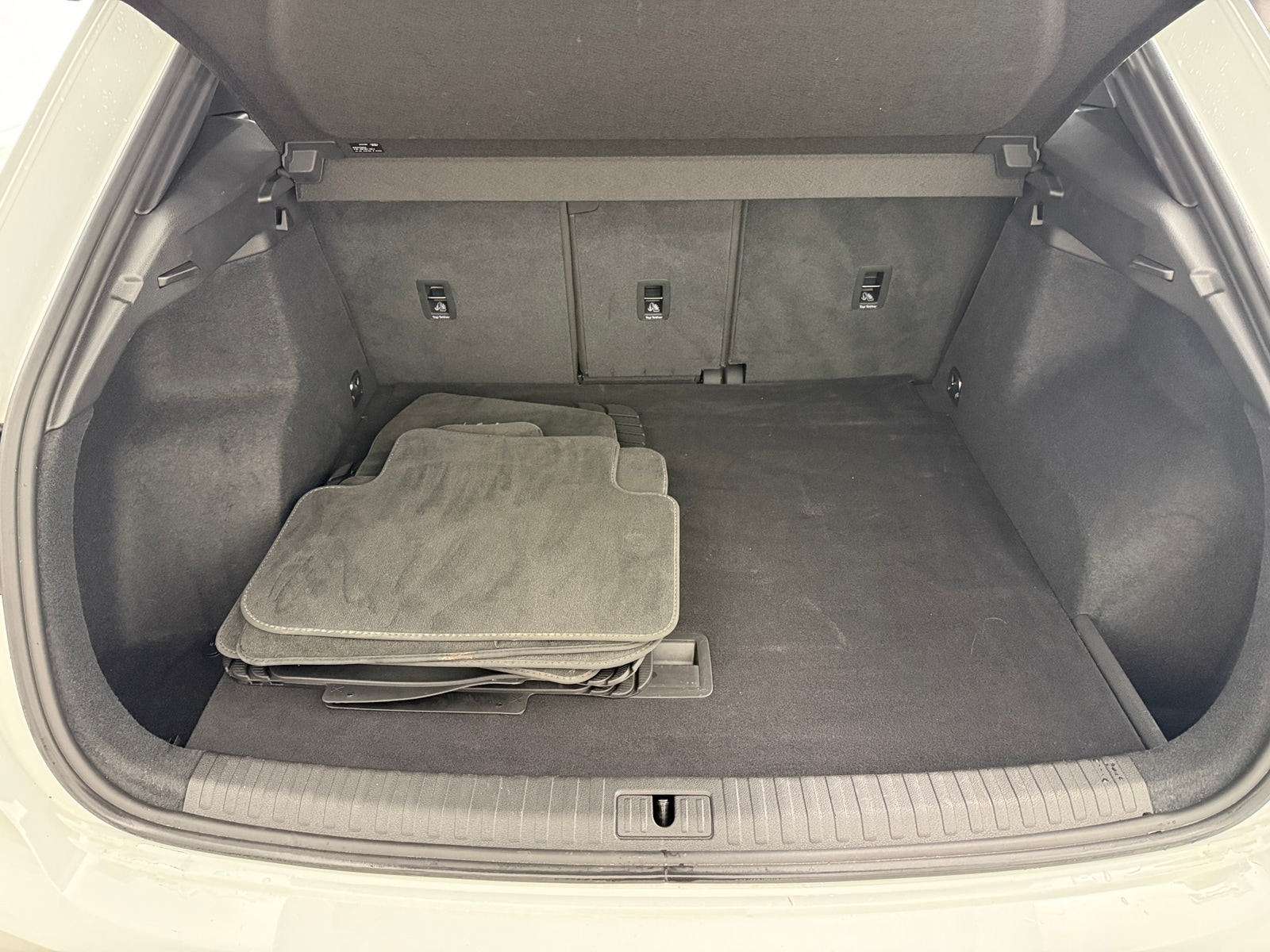 Thumbnail: 2022 Audi Q3 - 6