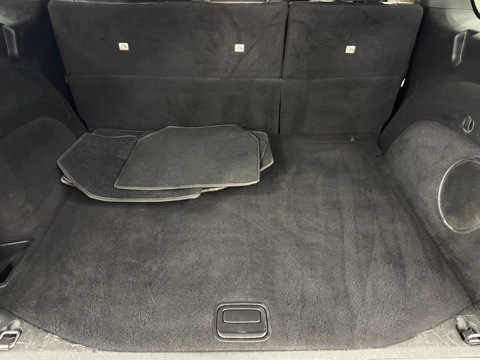 Thumbnail: 2020 Jeep Grand Cherokee - 6