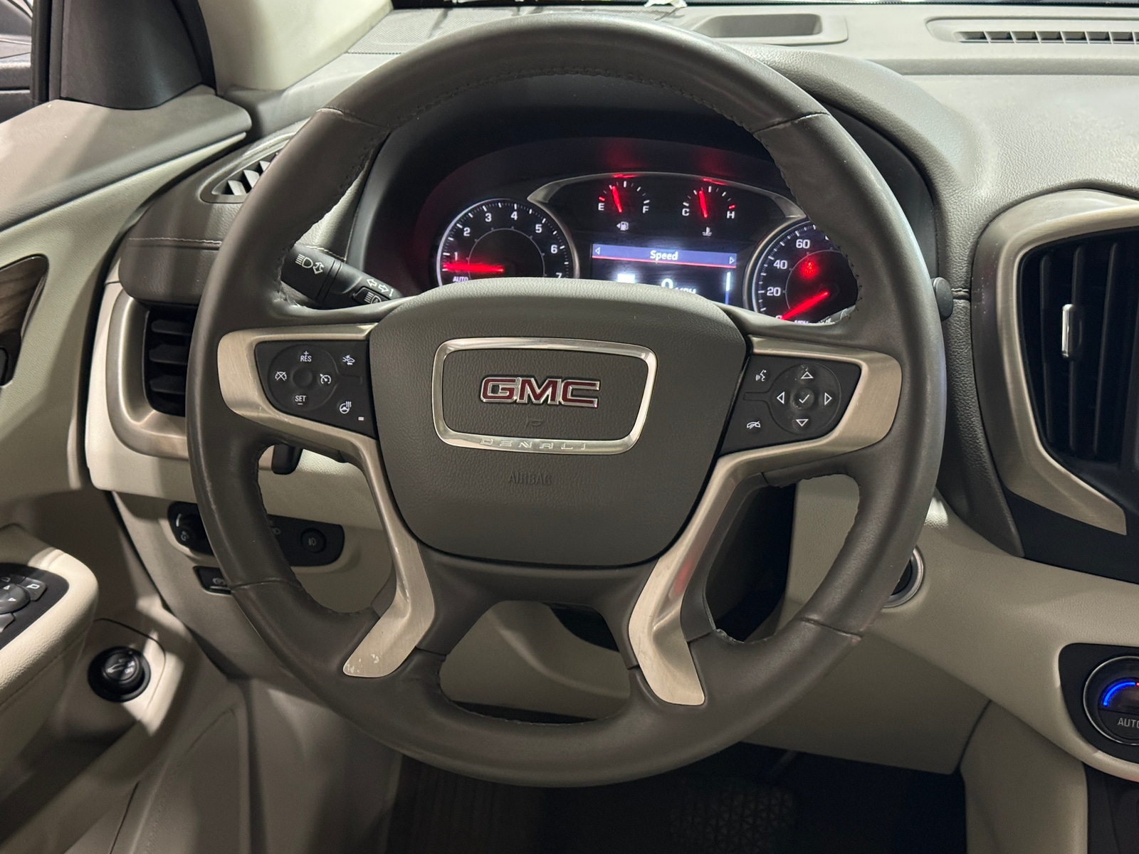 Thumbnail: 2019 GMC Terrain - 4