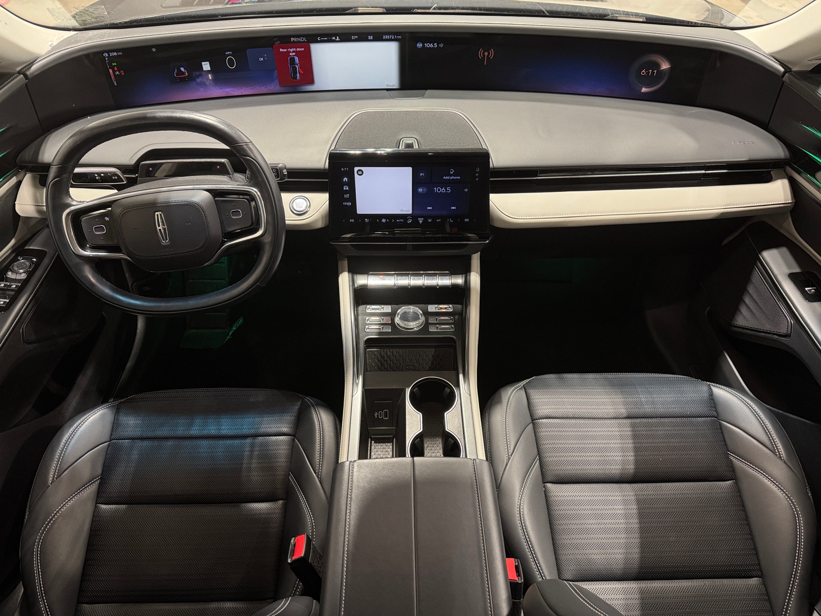 Thumbnail: 2024 Lincoln Nautilus - 3