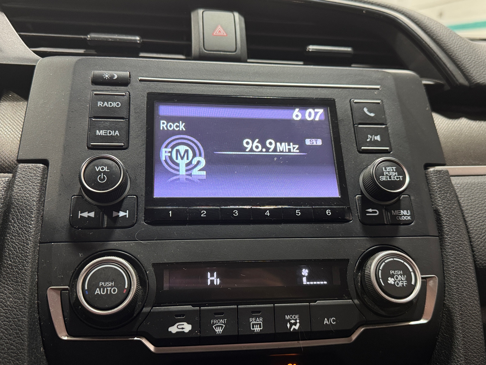 Thumbnail: 2020 Honda Civic - 4