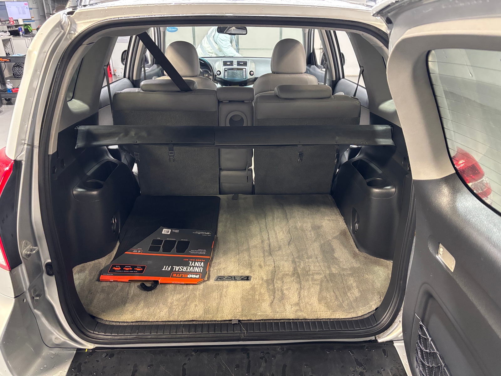 Thumbnail: 2010 Toyota RAV4 - 7