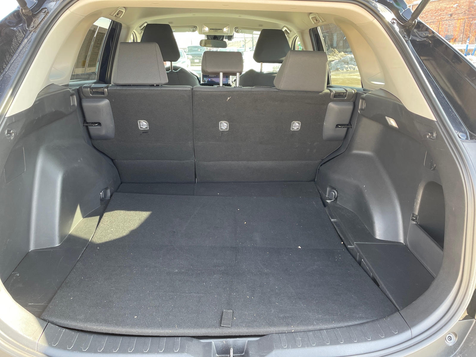 Thumbnail: 2025 Toyota RAV4 - 6