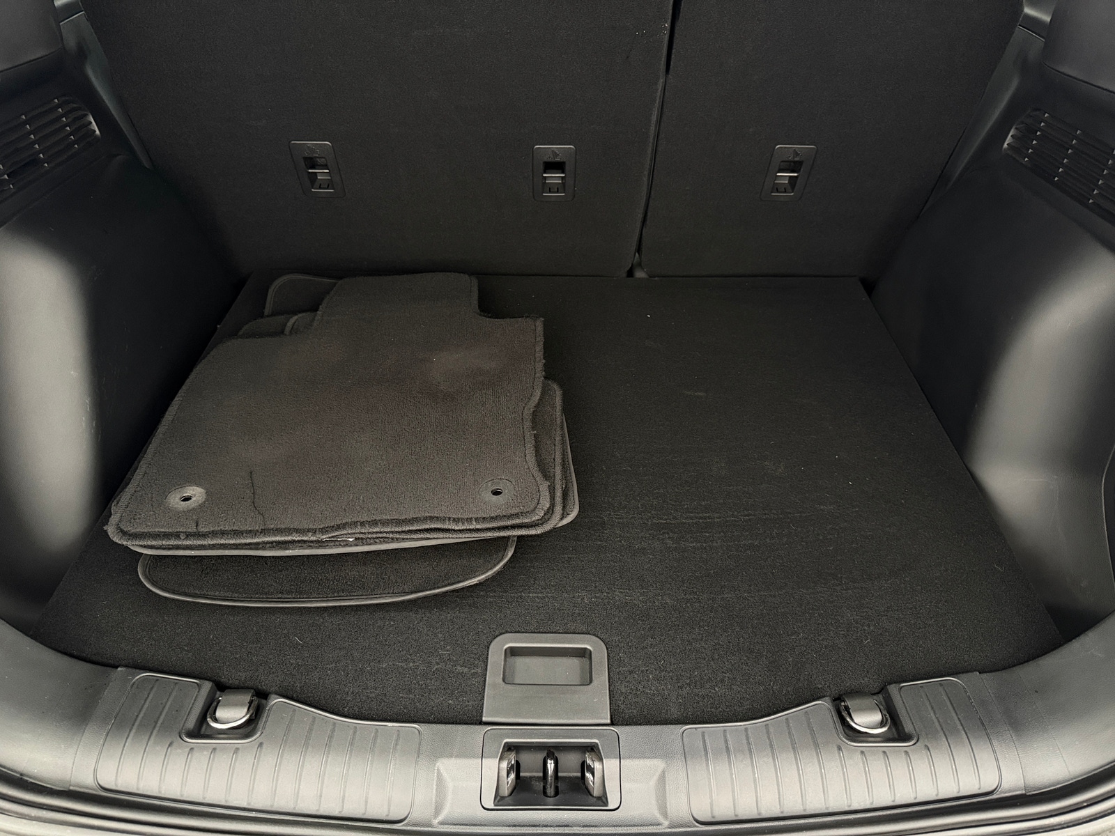 Thumbnail: 2022 Ford Escape - 6