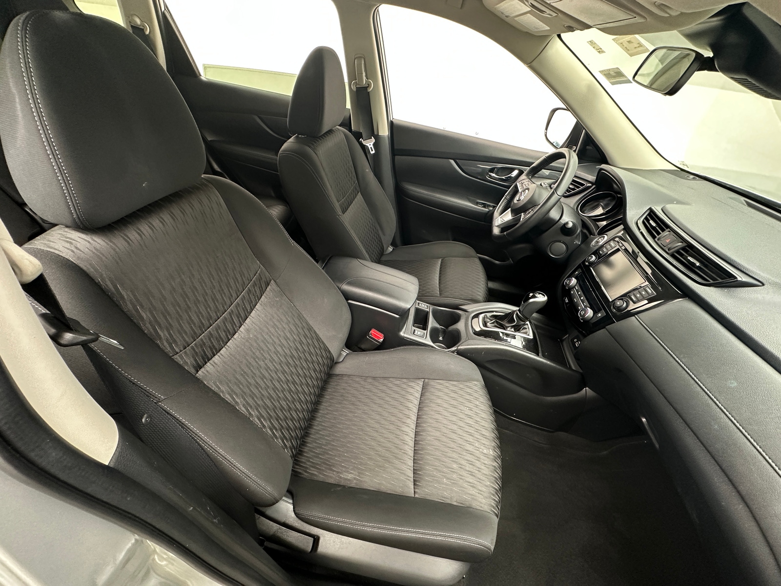 Thumbnail: 2020 Nissan Rogue - 2