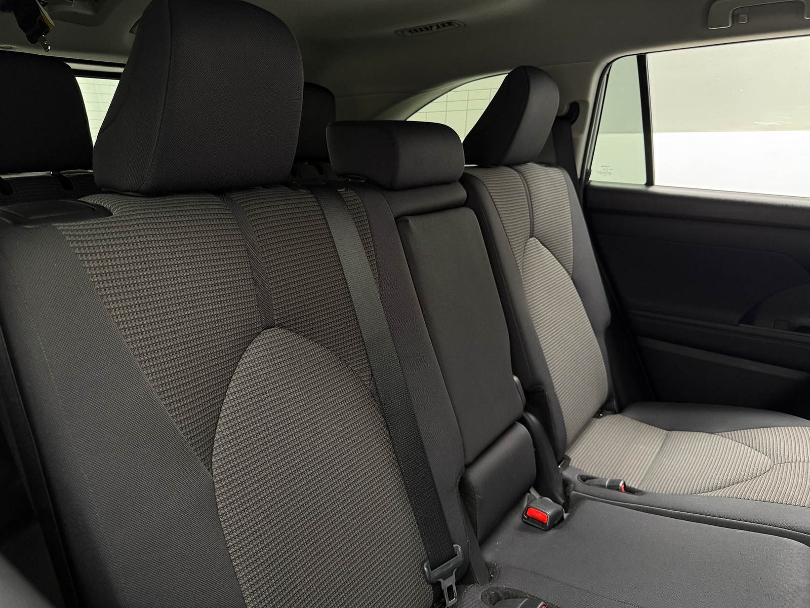 Thumbnail: 2024 Toyota Highlander - 6