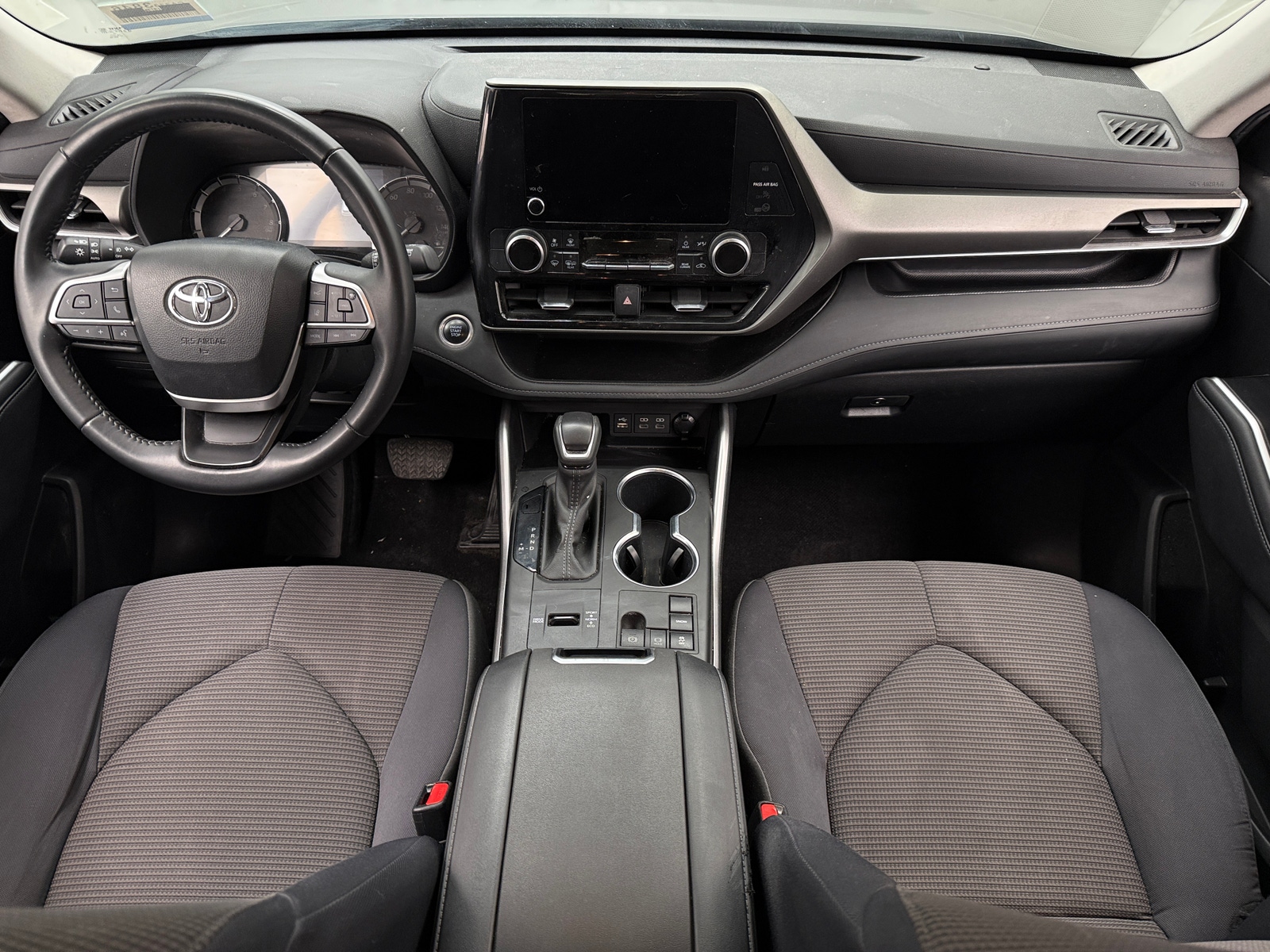 Thumbnail: 2024 Toyota Highlander - 3