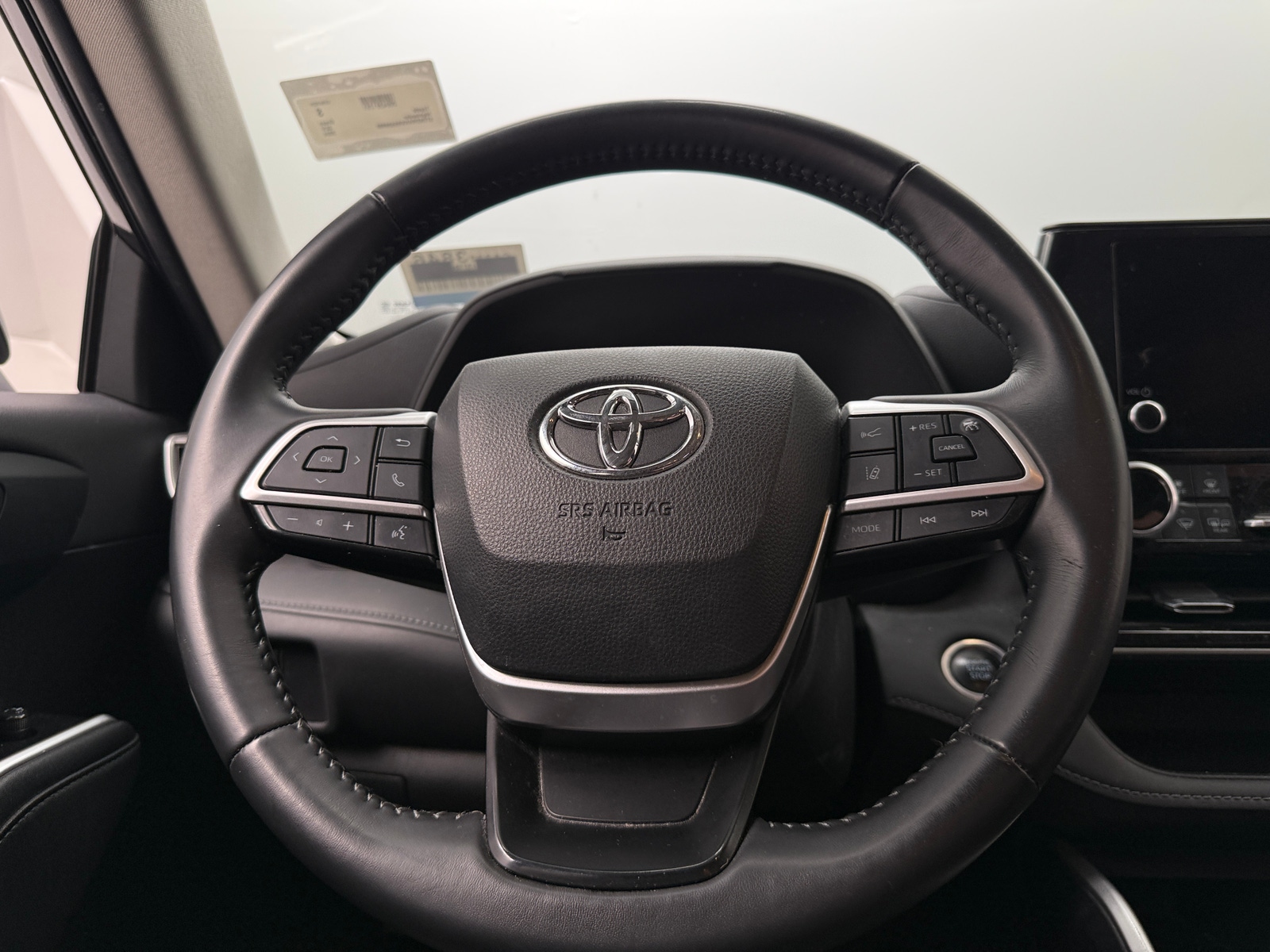 Thumbnail: 2024 Toyota Highlander - 5