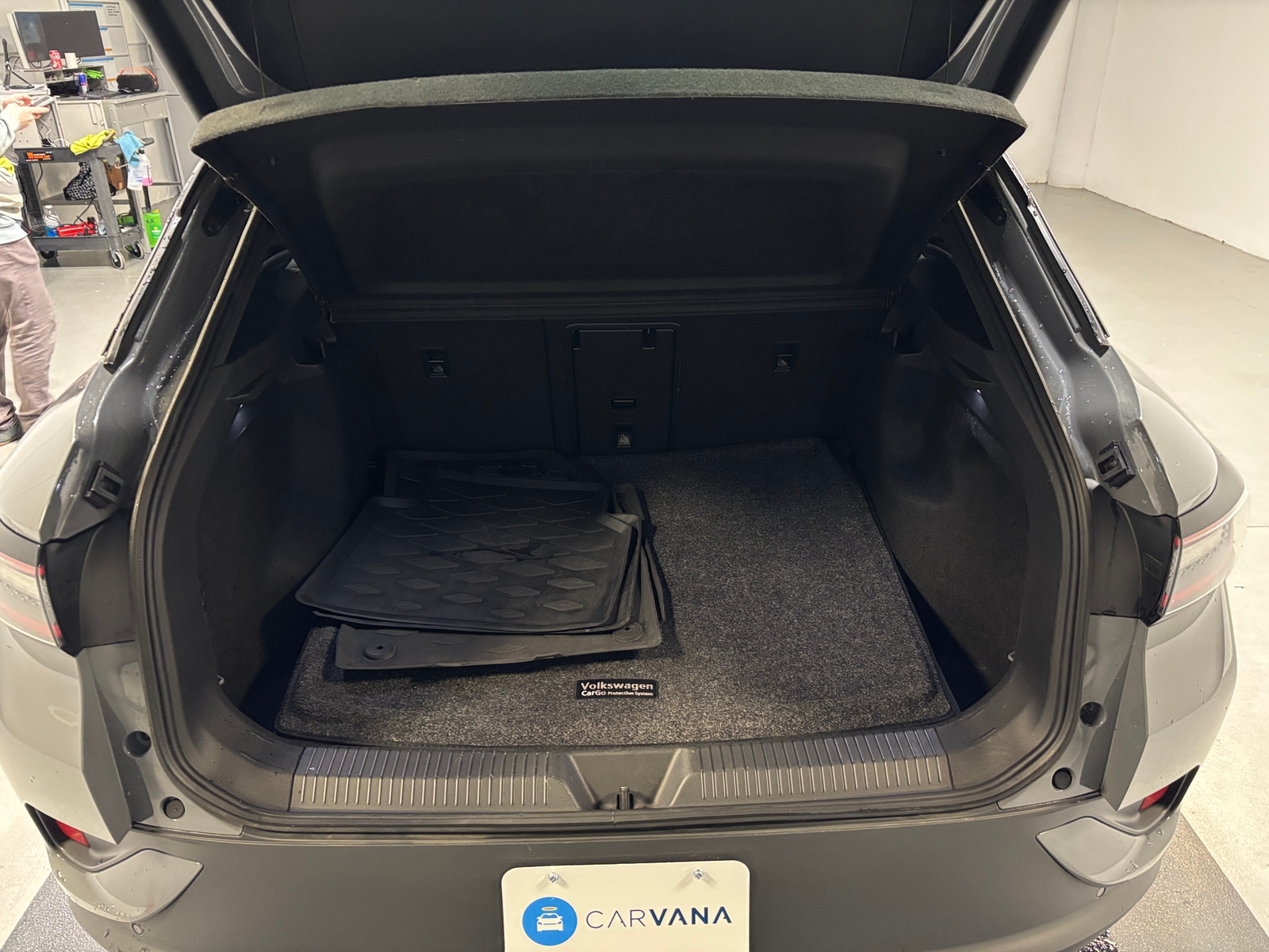 Thumbnail: 2023 Volkswagen ID.4 - 6