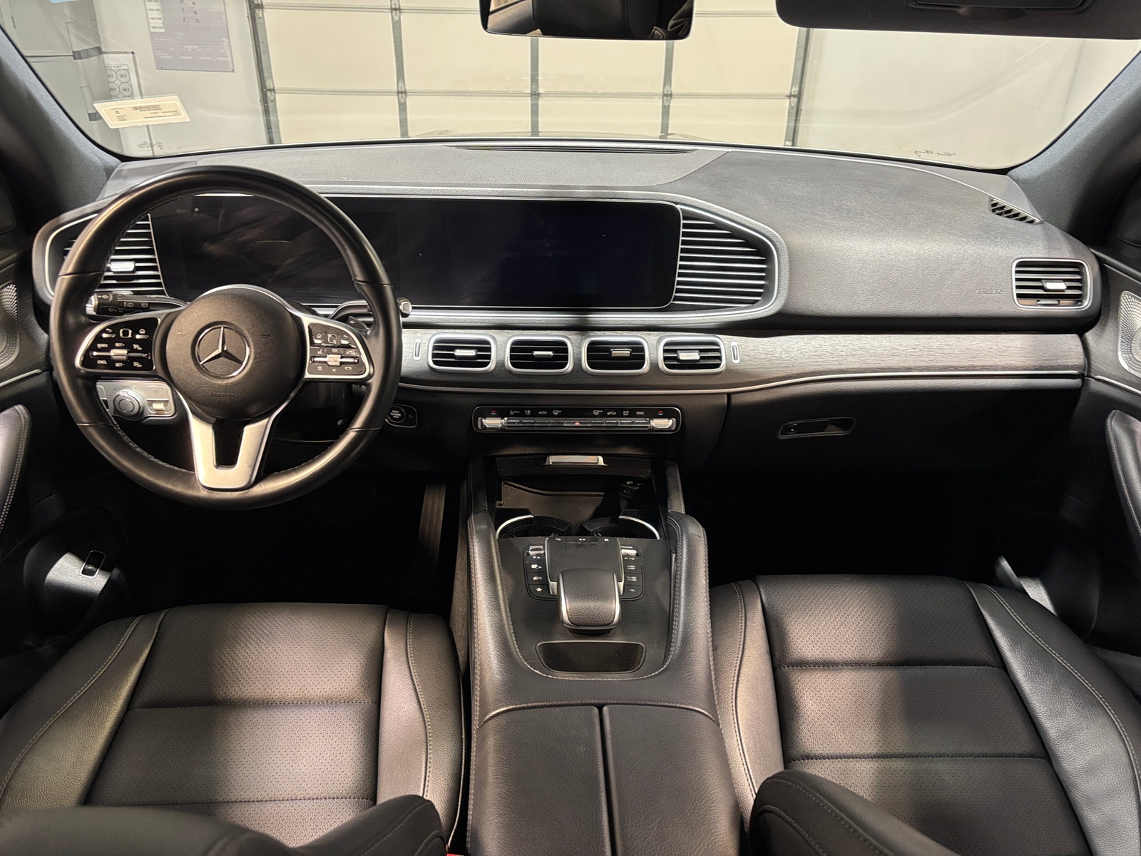 Thumbnail: 2022 Mercedes-Benz GLE - 2