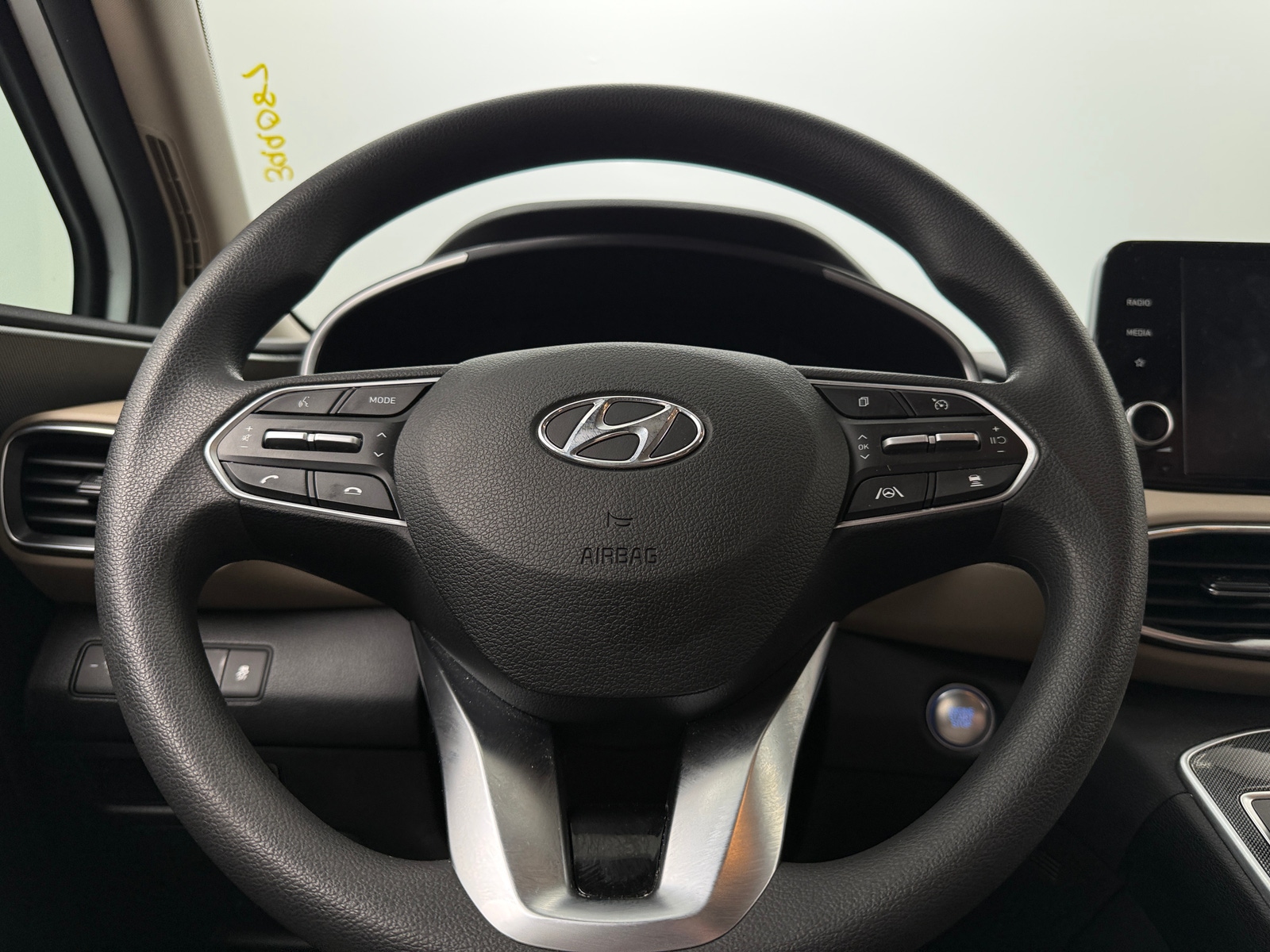 Thumbnail: 2022 Hyundai Santa Fe - 5