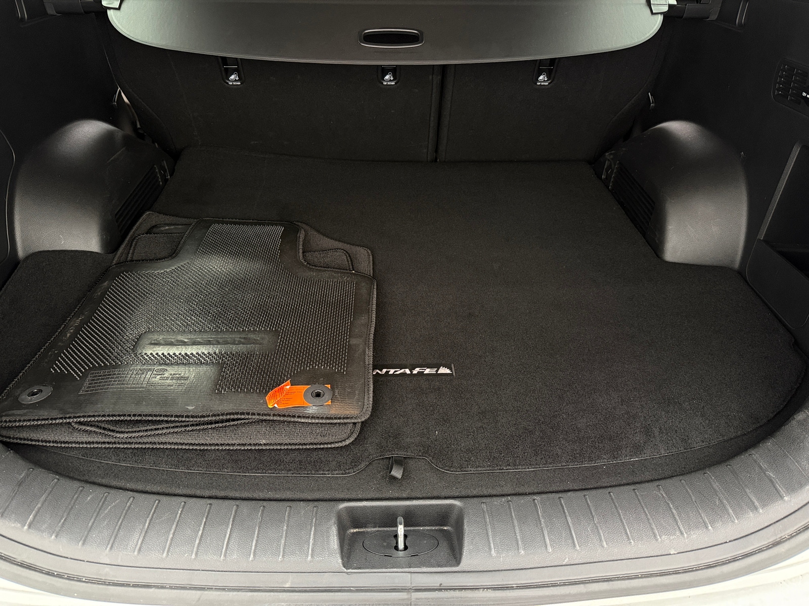 Thumbnail: 2022 Hyundai Santa Fe - 7