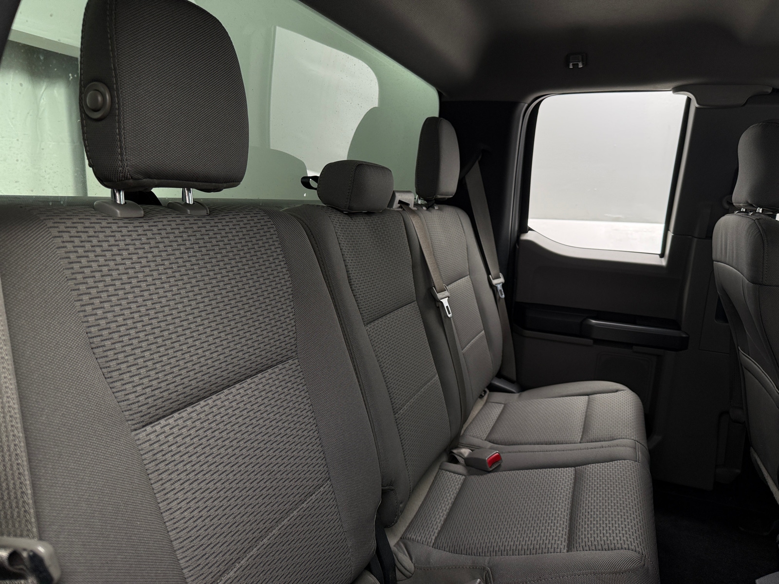 Thumbnail: 2017 Ford Econoline - 6