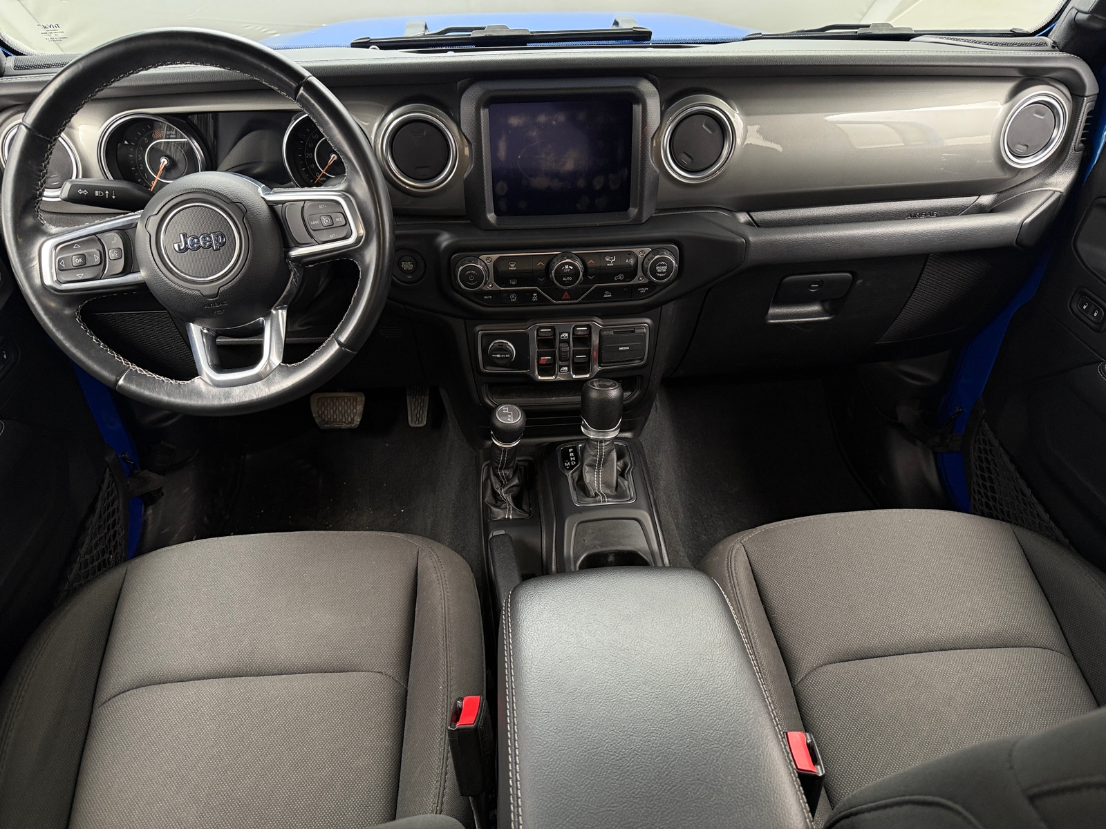 Thumbnail: 2022 Jeep Wrangler - 3