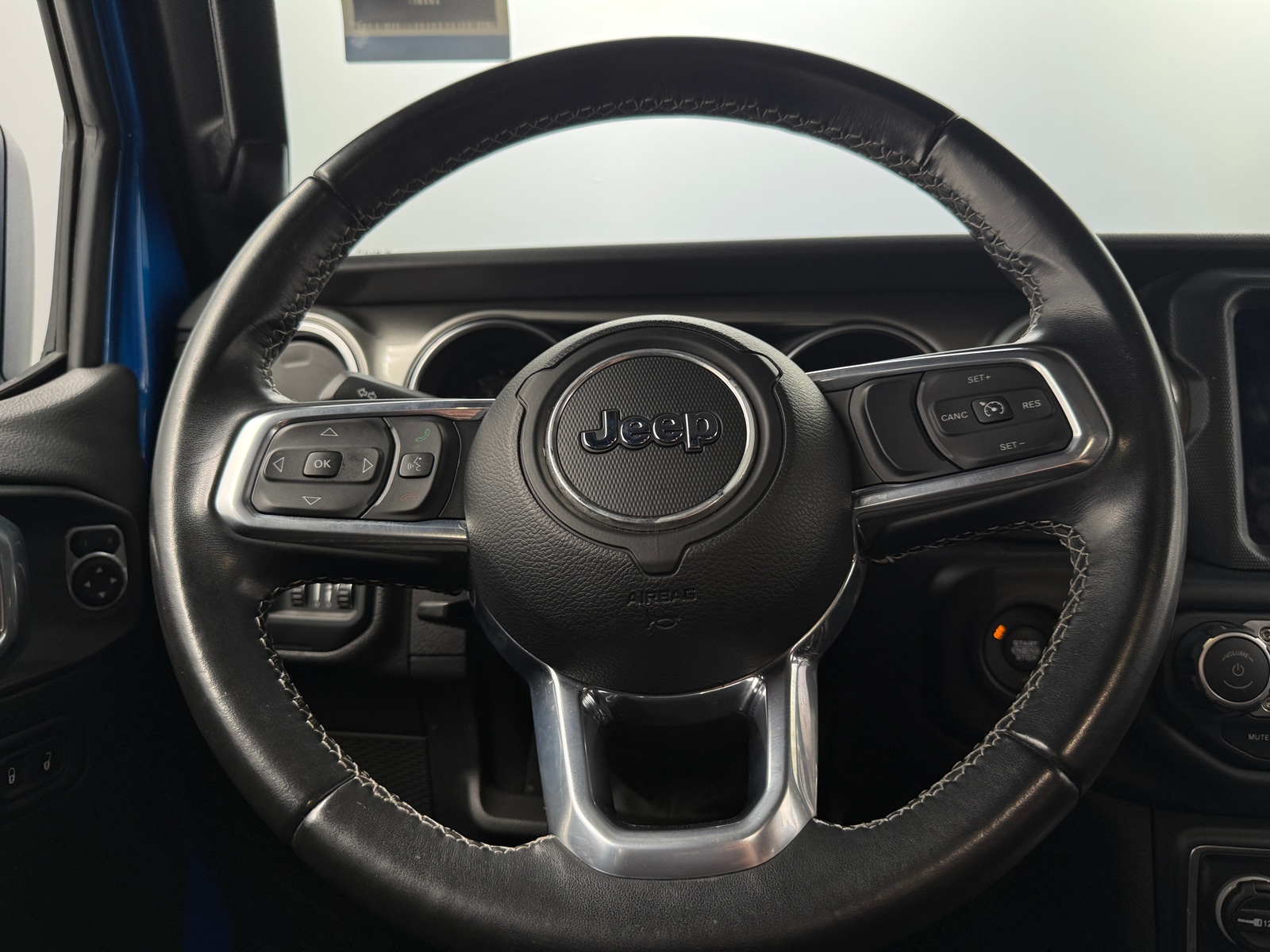 Thumbnail: 2022 Jeep Wrangler - 5