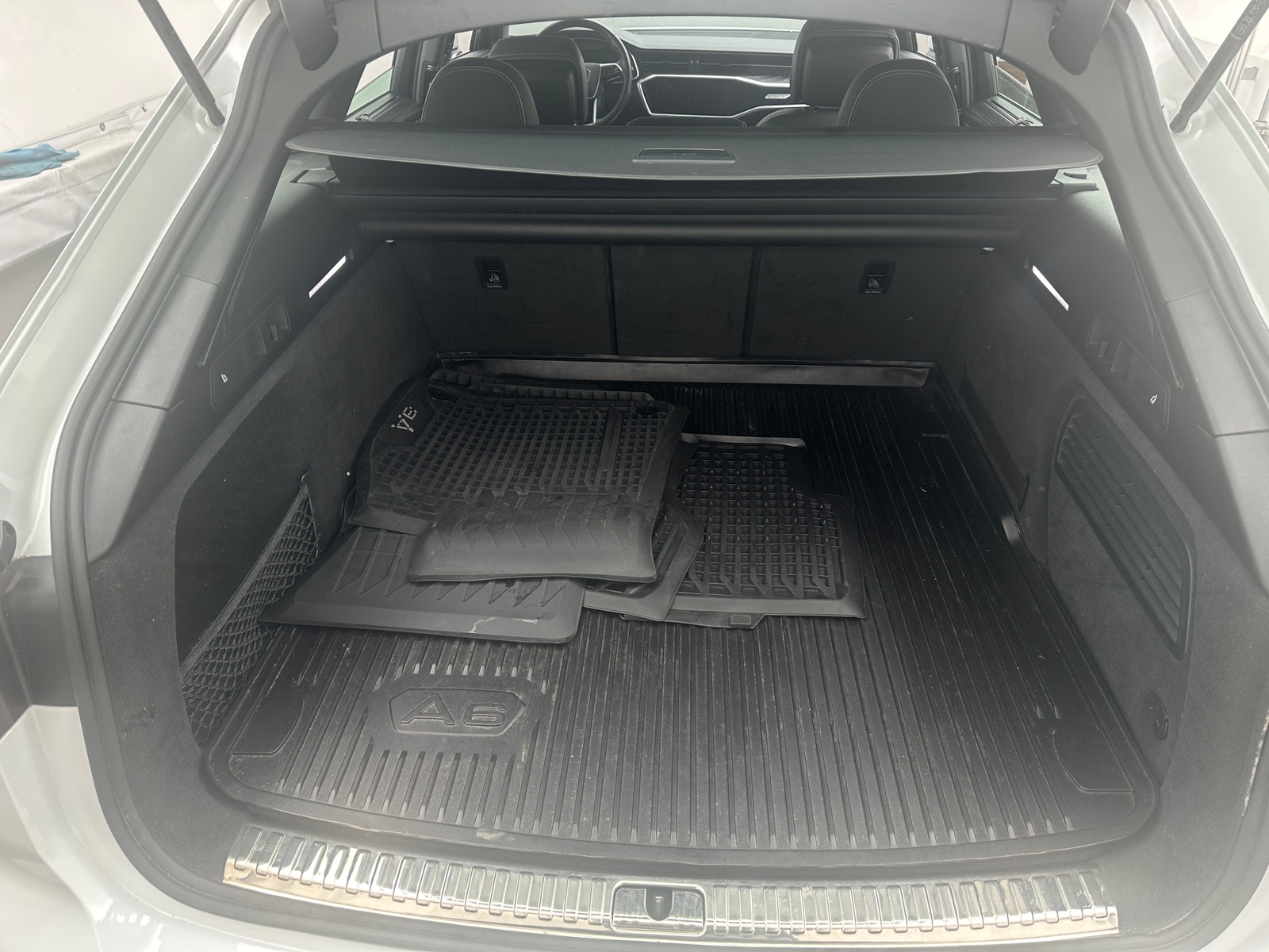 Thumbnail: 2023 Audi A6 - 6