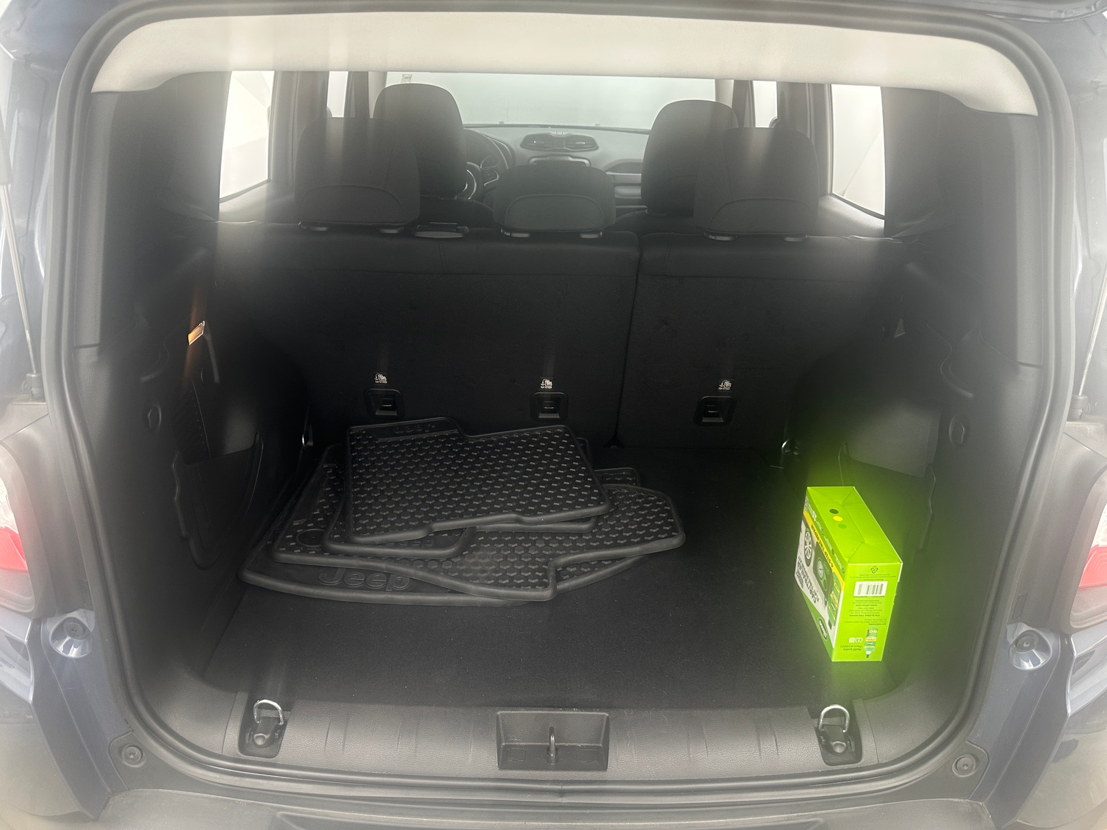 Thumbnail: 2022 Jeep Renegade - 7