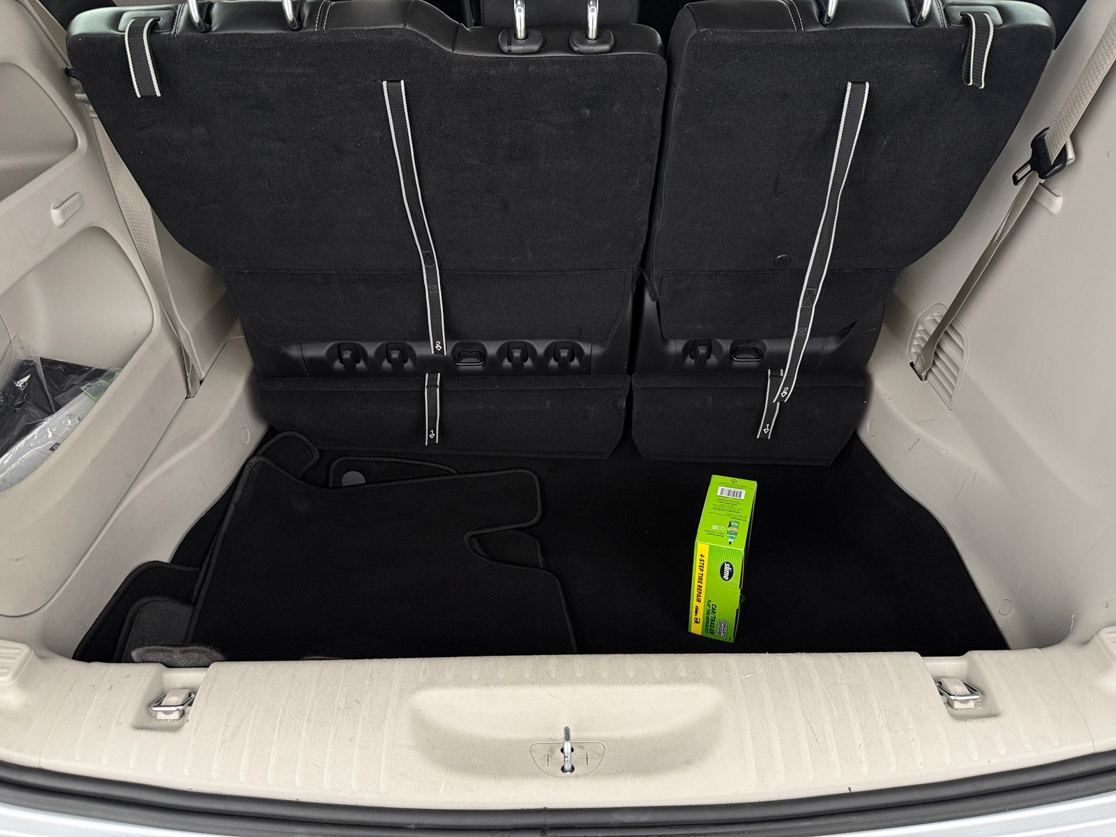 Thumbnail: 2024 Chrysler Pacifica - 6