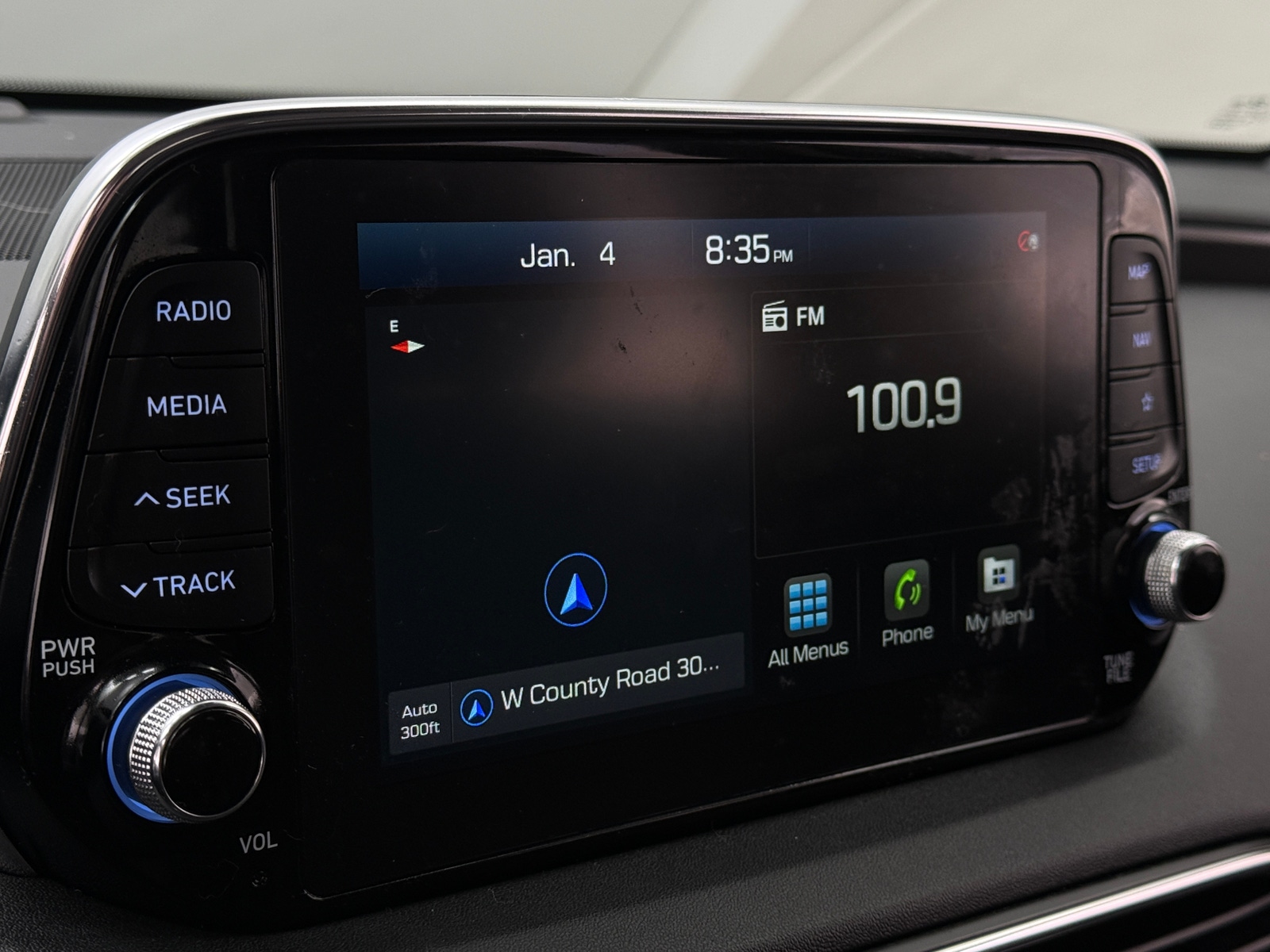 Thumbnail: 2020 Hyundai Santa Fe - 3