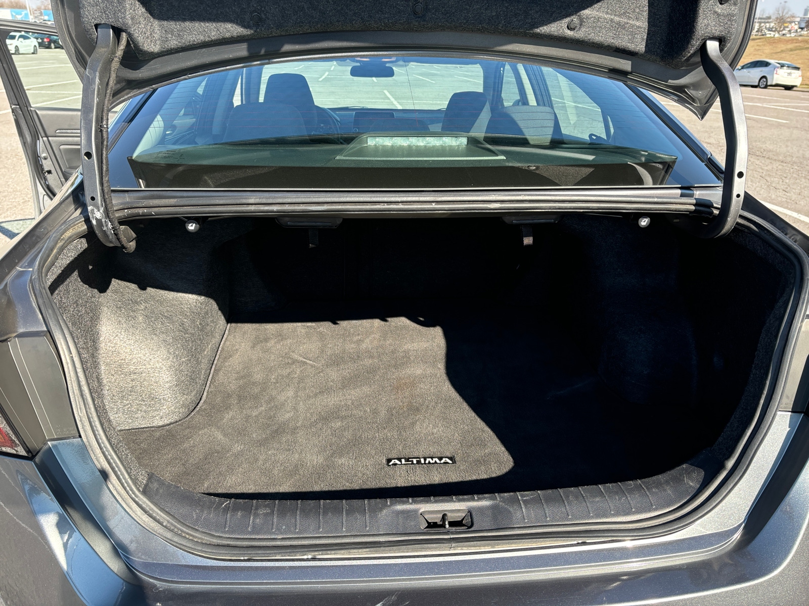 Thumbnail: 2025 Nissan Altima - 6