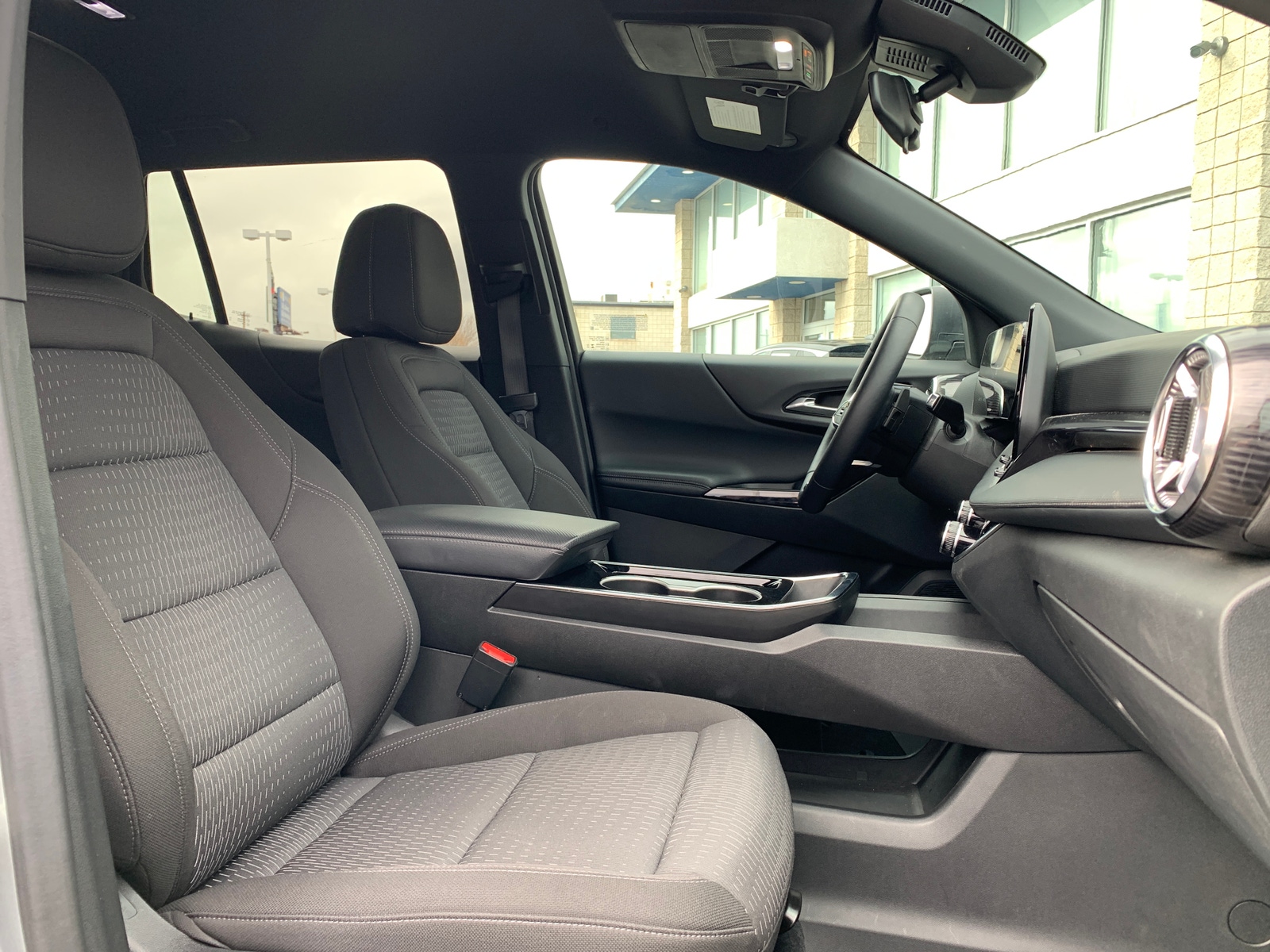 Thumbnail: 2025 Chevrolet Equinox - 2