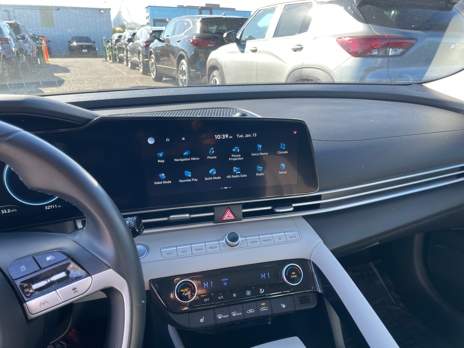 Thumbnail: 2025 Hyundai Elantra - 4