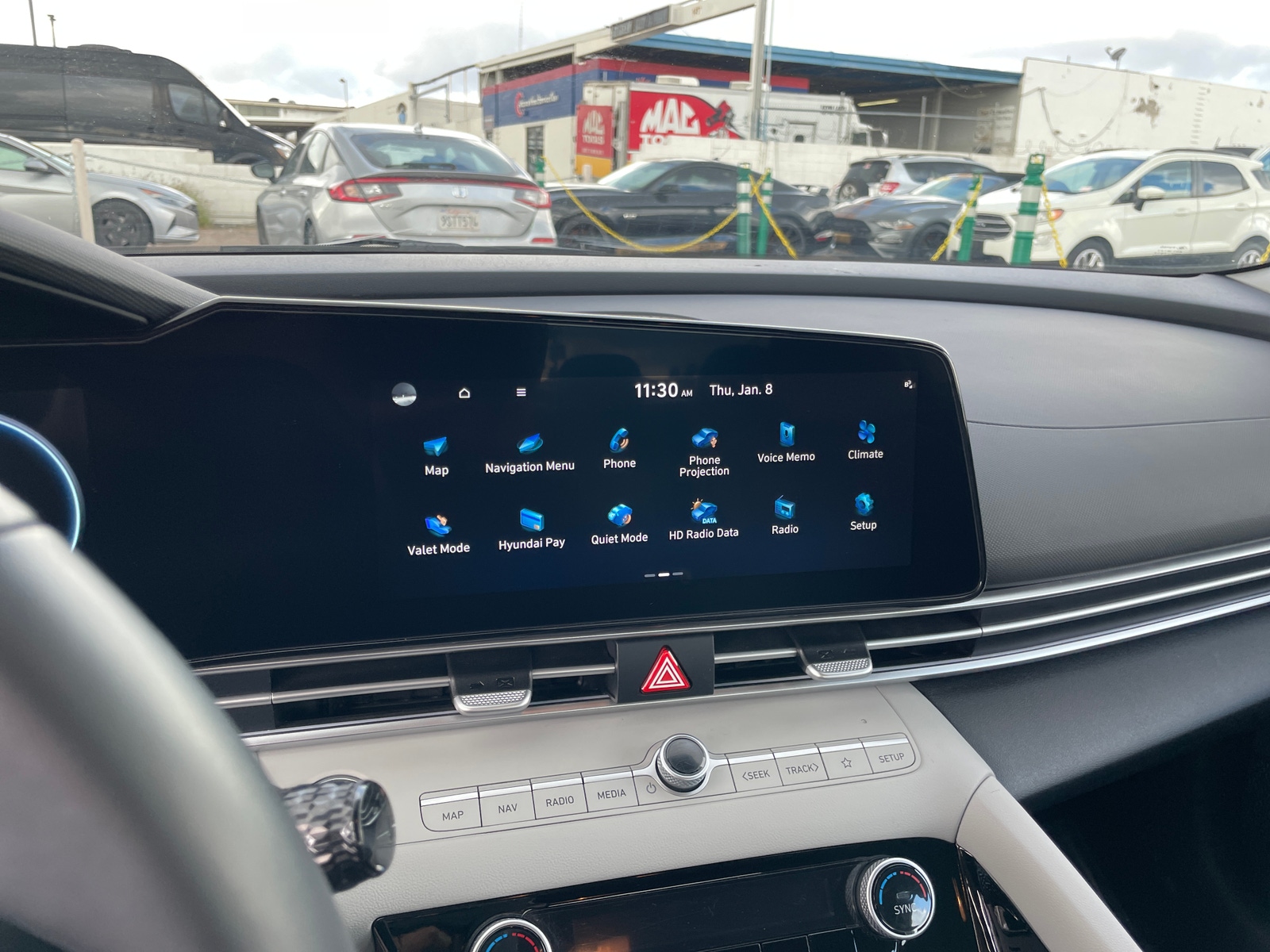 Thumbnail: 2025 Hyundai Elantra - 4