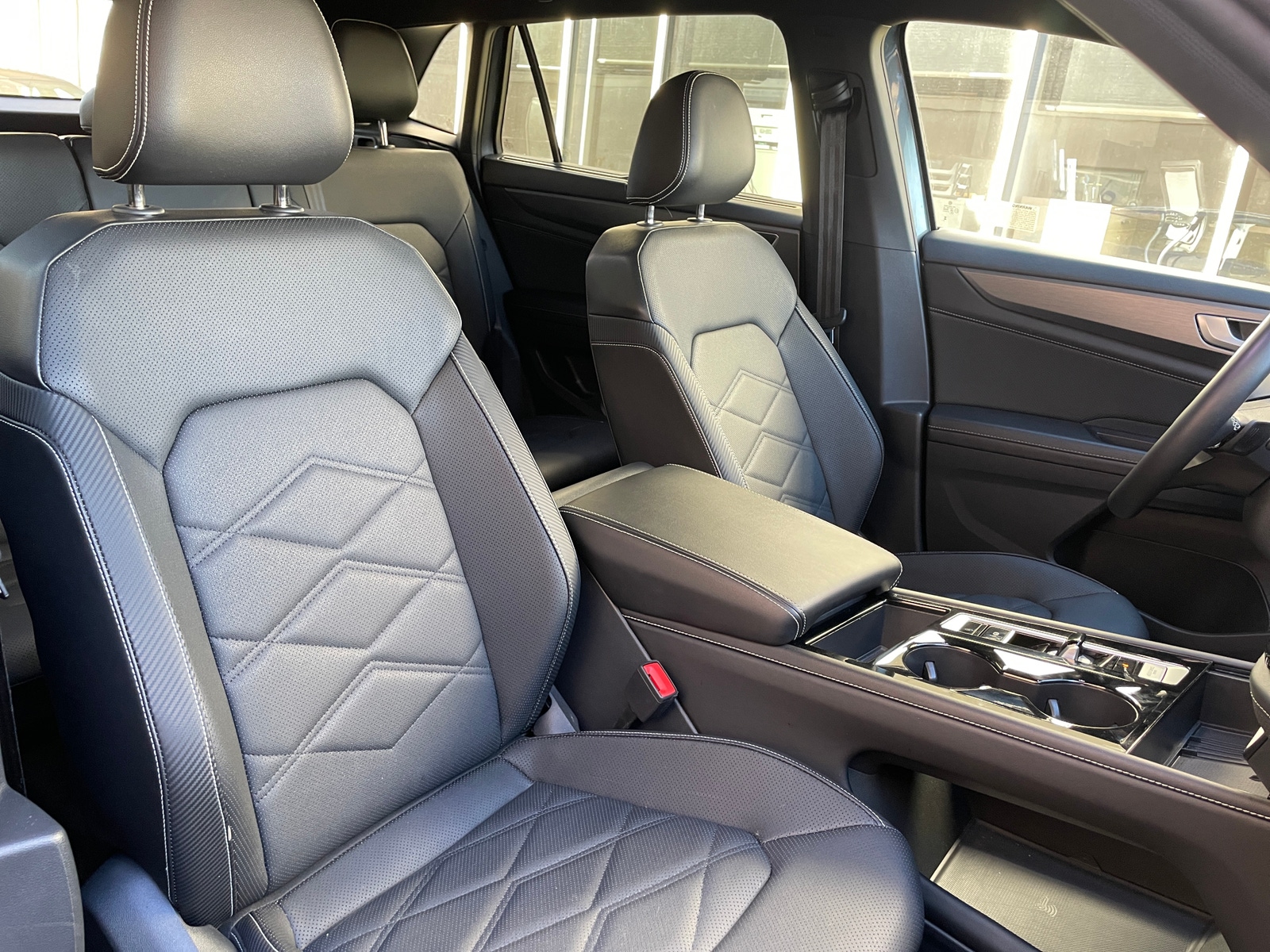 Thumbnail: 2025 Volkswagen Atlas - 2