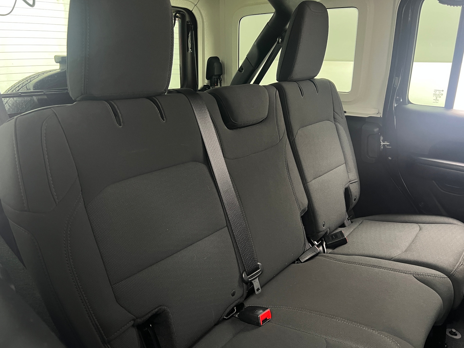 Thumbnail: 2018 Jeep Wrangler - 6