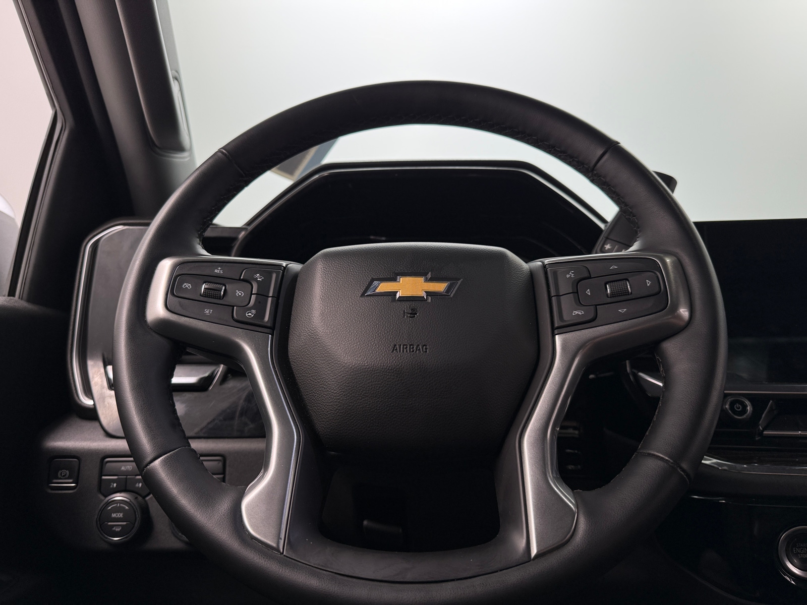 Thumbnail: 2023 Chevrolet Silverado 1500 - 5