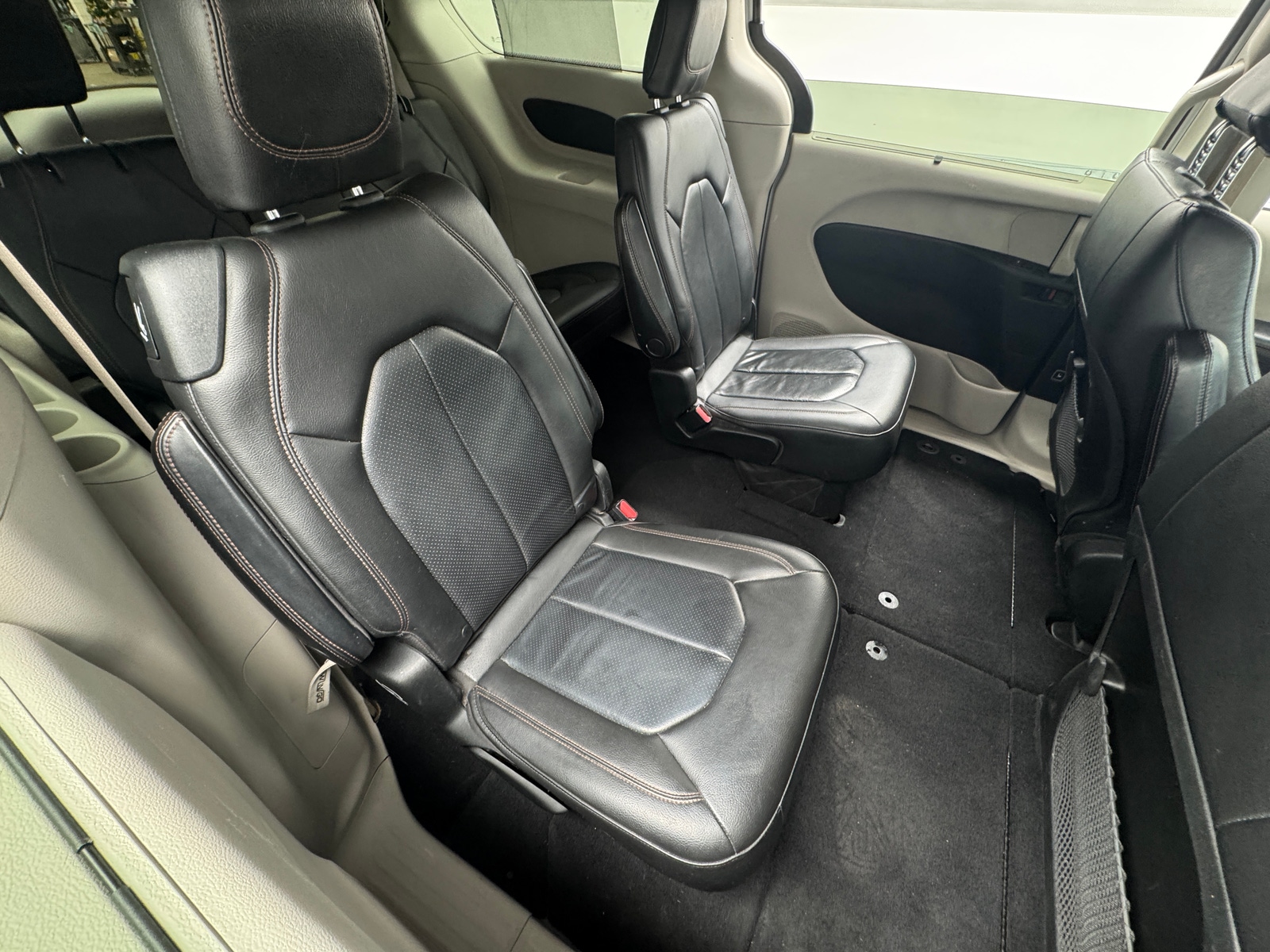 Thumbnail: 2020 Chrysler Pacifica - 5