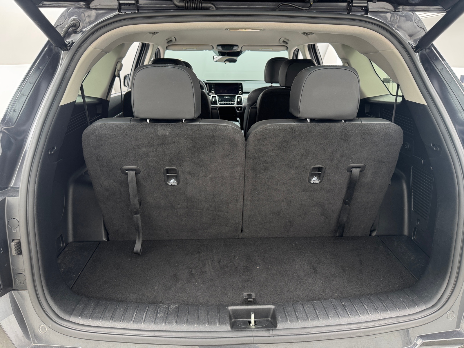 Thumbnail: 2022 Kia Sorento - 6