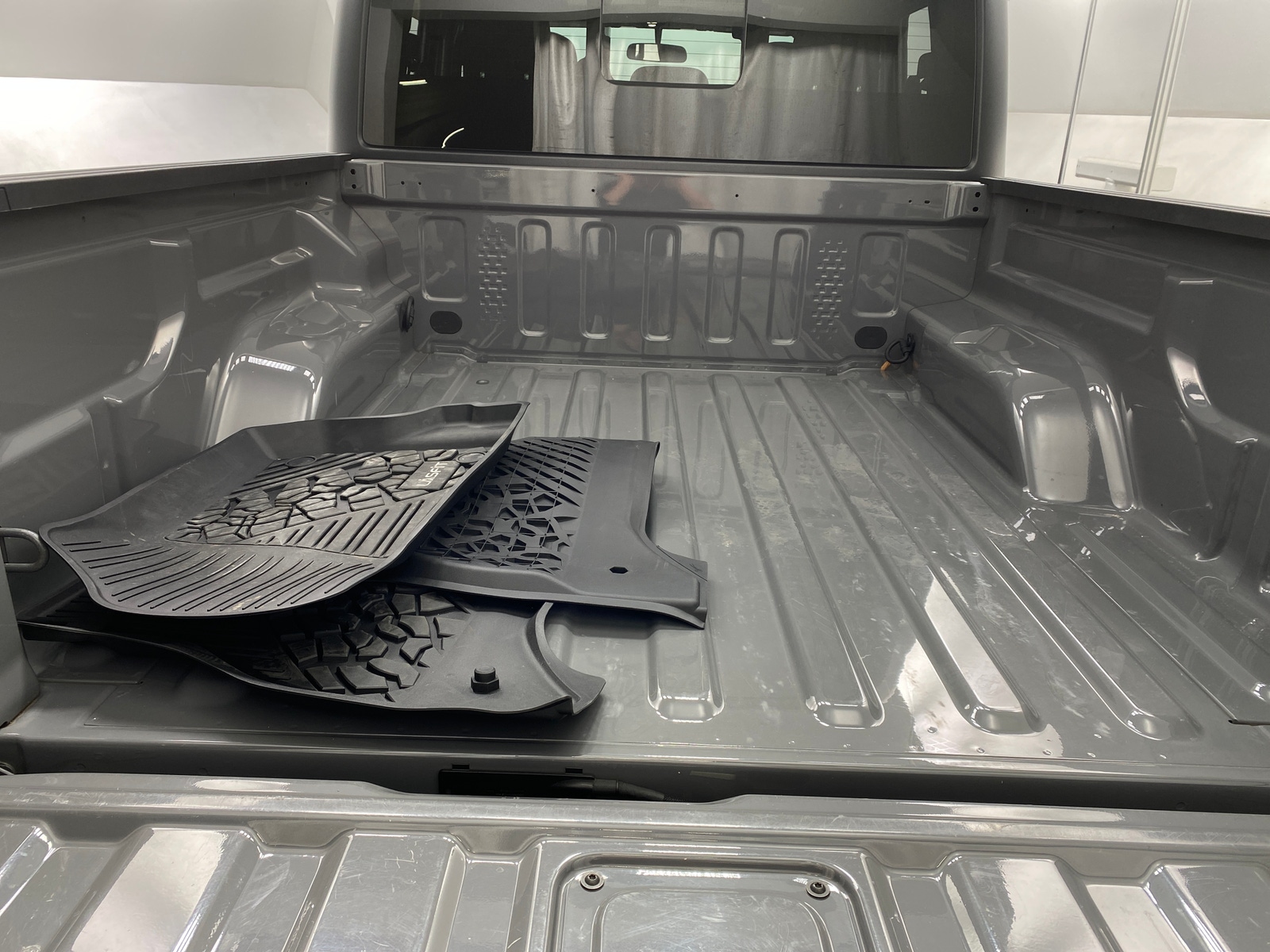 Thumbnail: 2021 Jeep Gladiator - 7