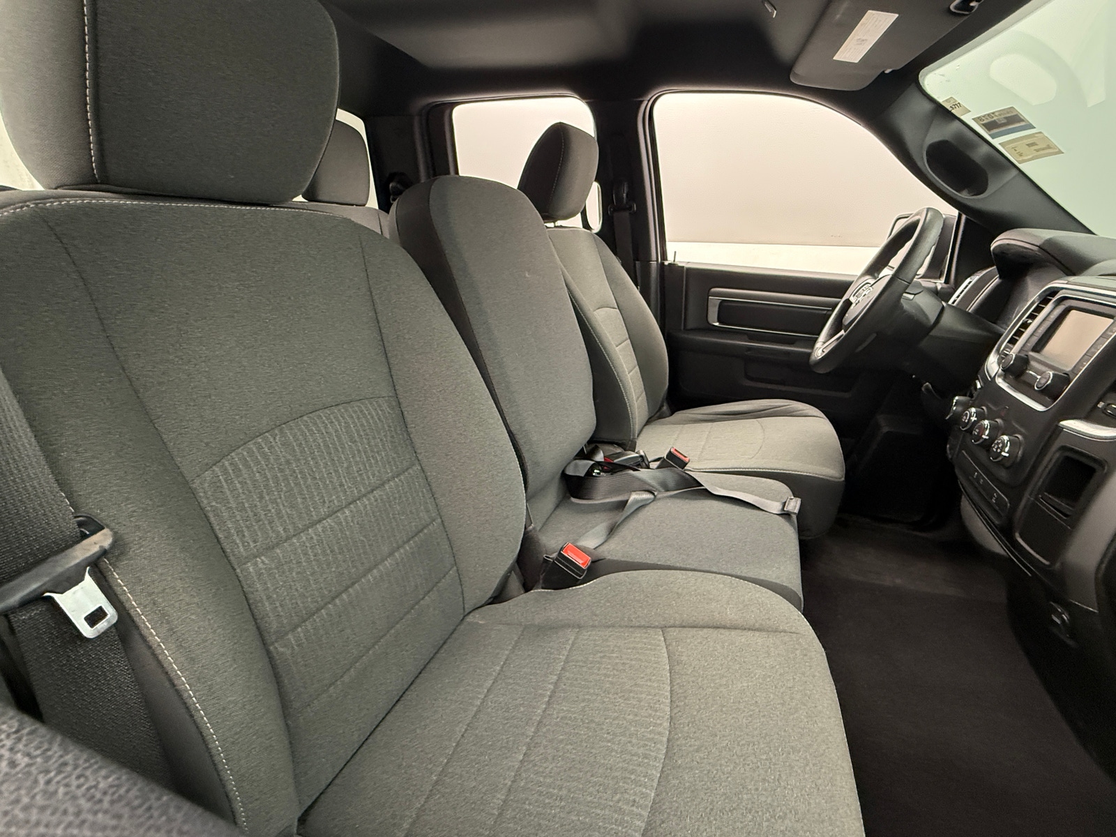 Thumbnail: 2022 RAM 1500 Classic - 2