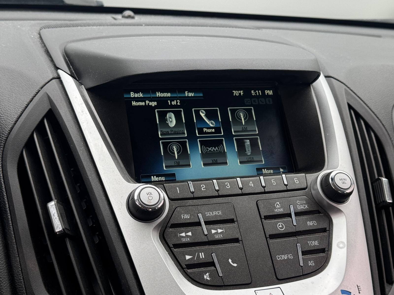 Thumbnail: 2017 Chevrolet Equinox - 4