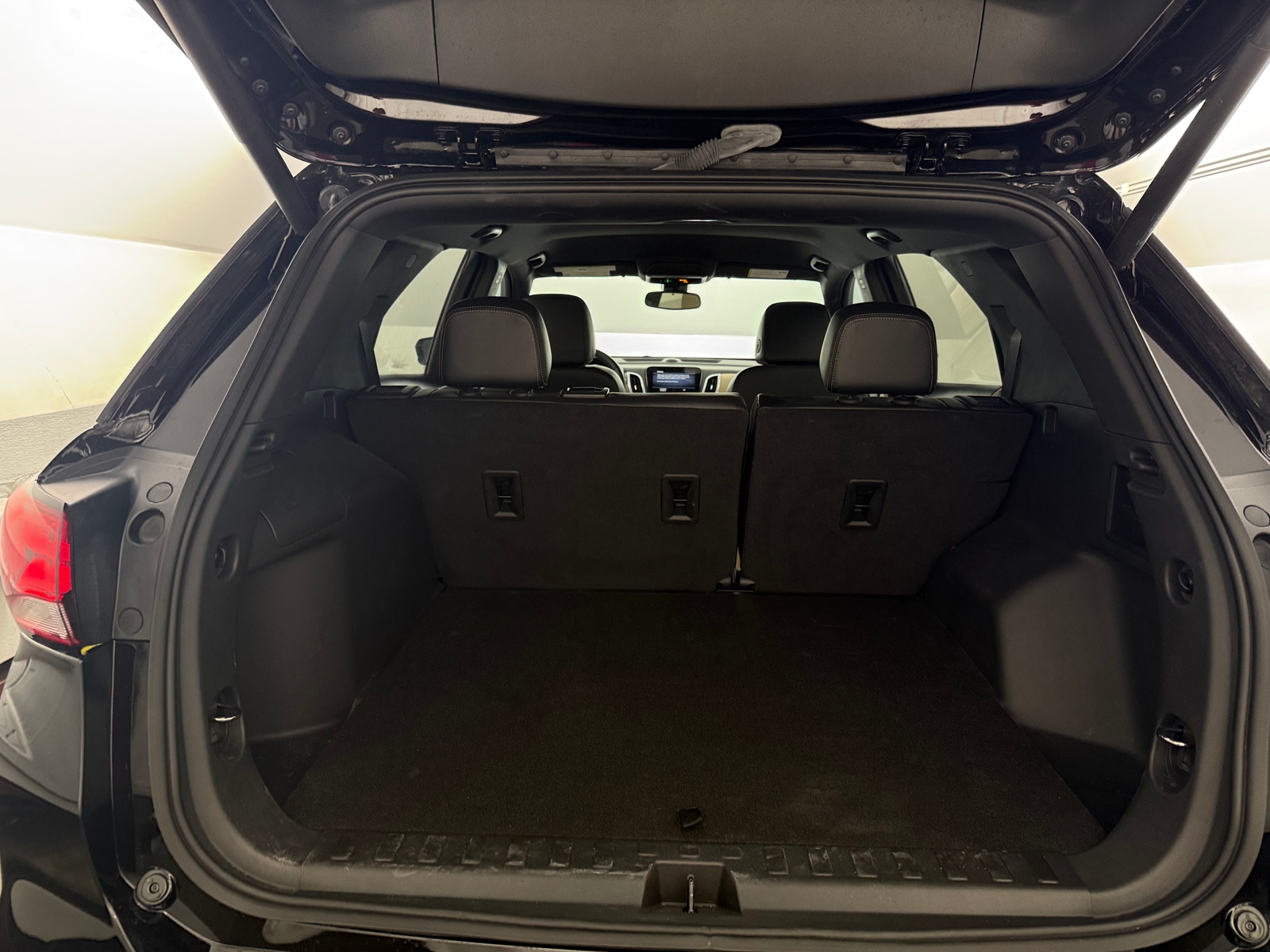 Thumbnail: 2023 Chevrolet Equinox - 6