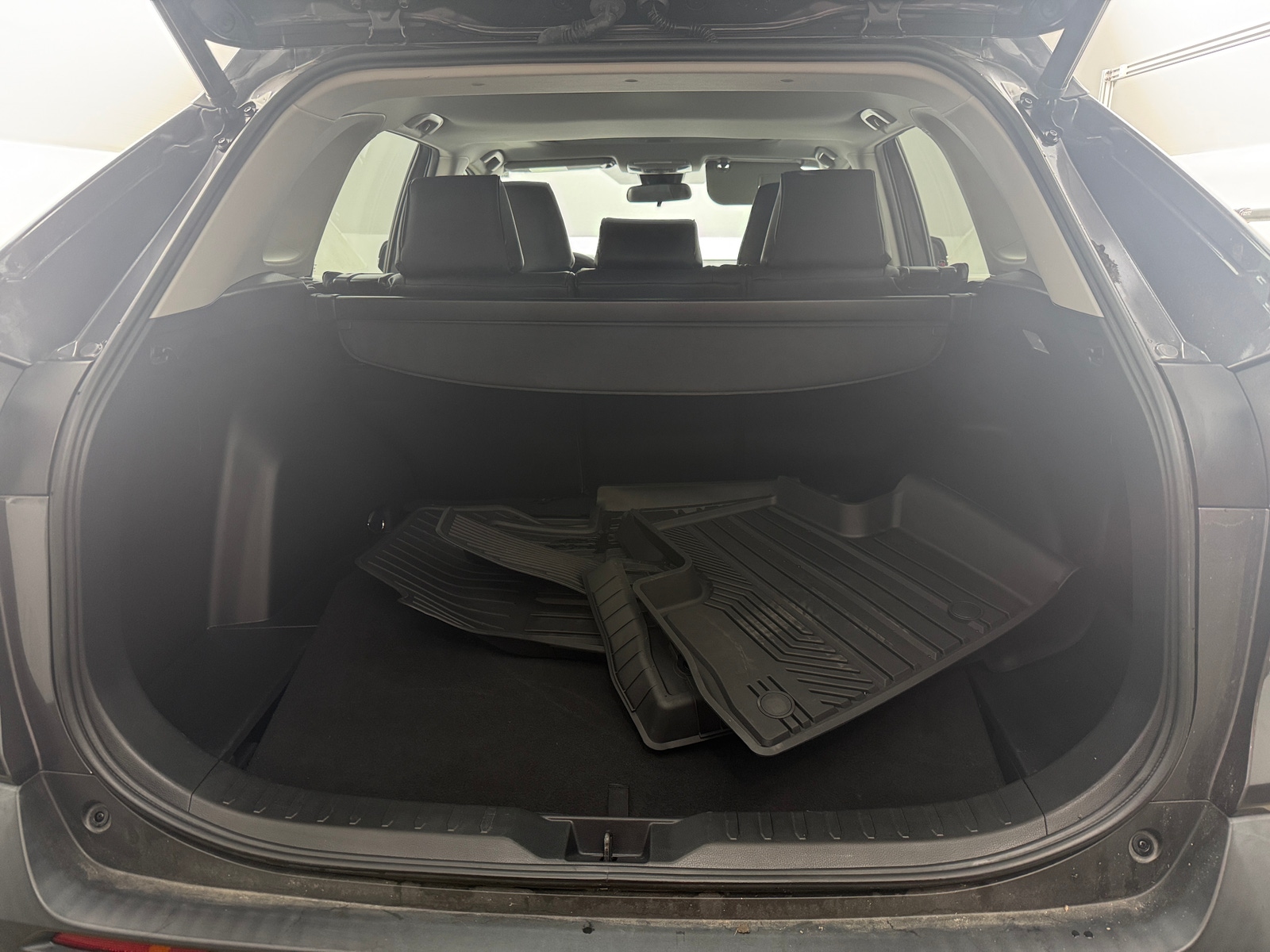 Thumbnail: 2021 Toyota RAV4 - 7