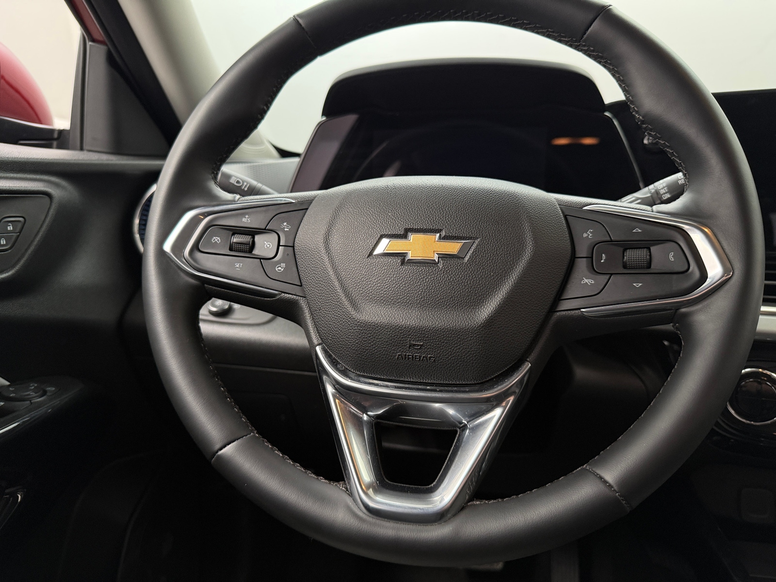 Thumbnail: 2025 Chevrolet Trax - 5