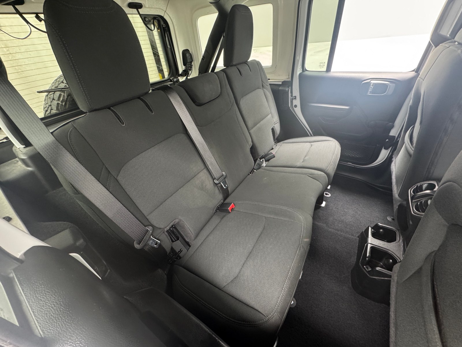 Thumbnail: 2021 Jeep Wrangler - 6