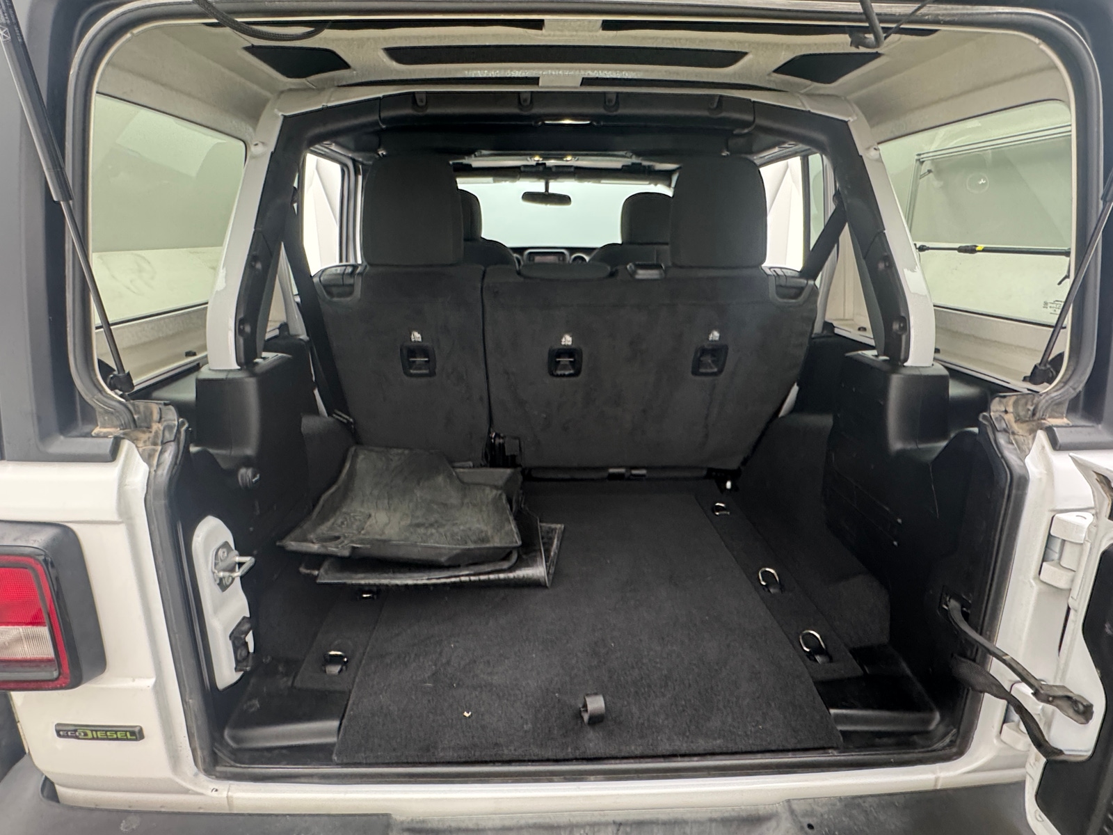 Thumbnail: 2021 Jeep Wrangler - 7