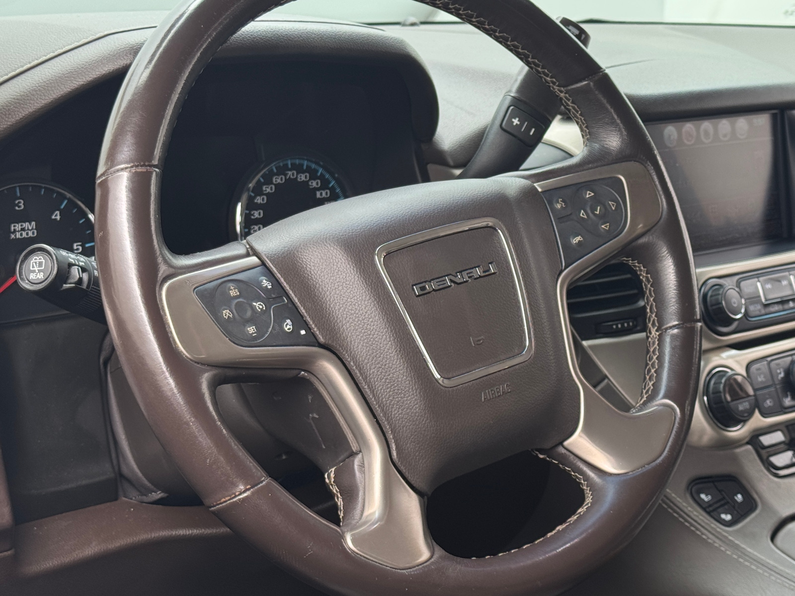 Thumbnail: 2019 GMC Yukon - 4